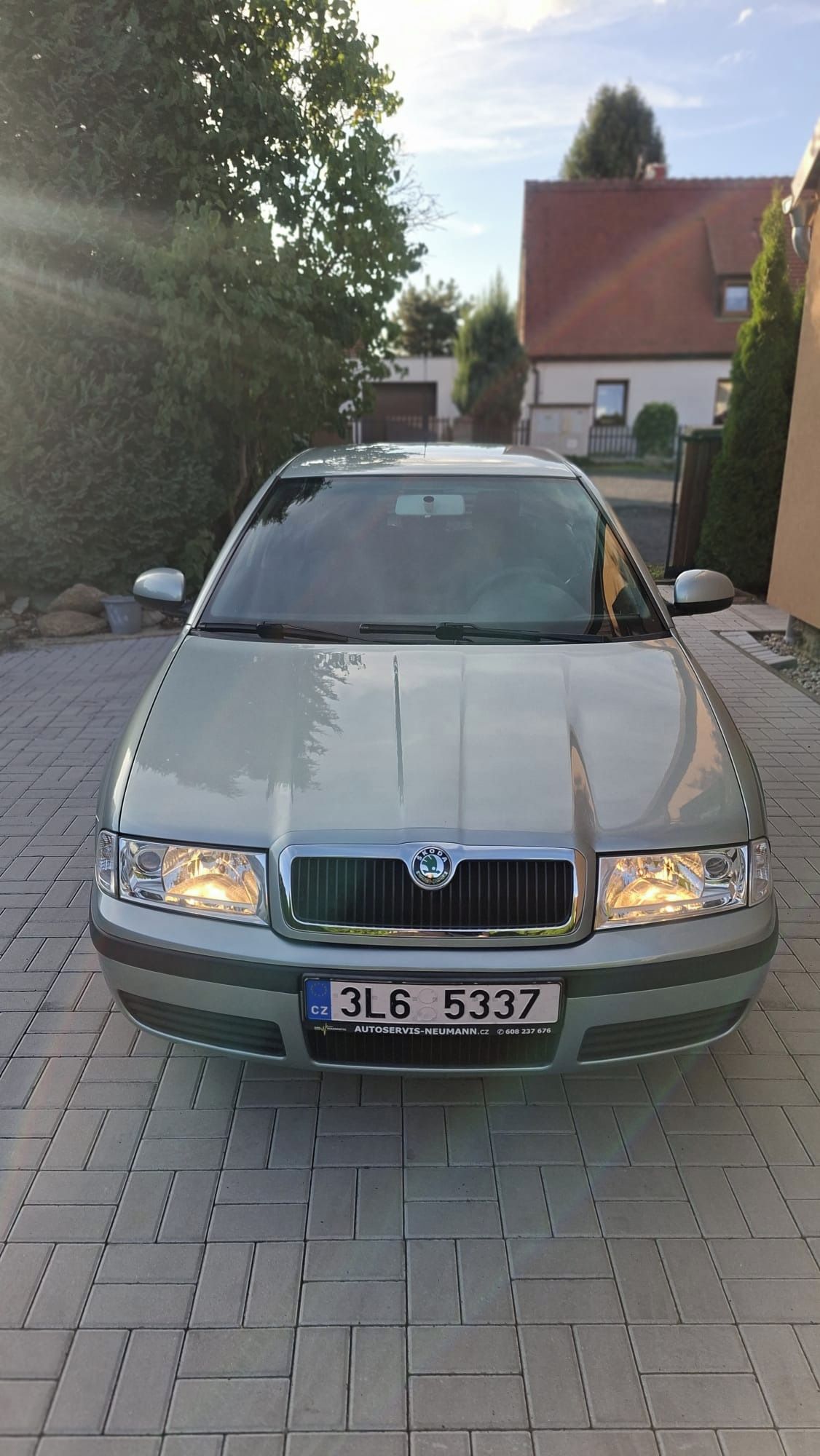 Škoda Octavia, 1.6 MPi - fotka 2