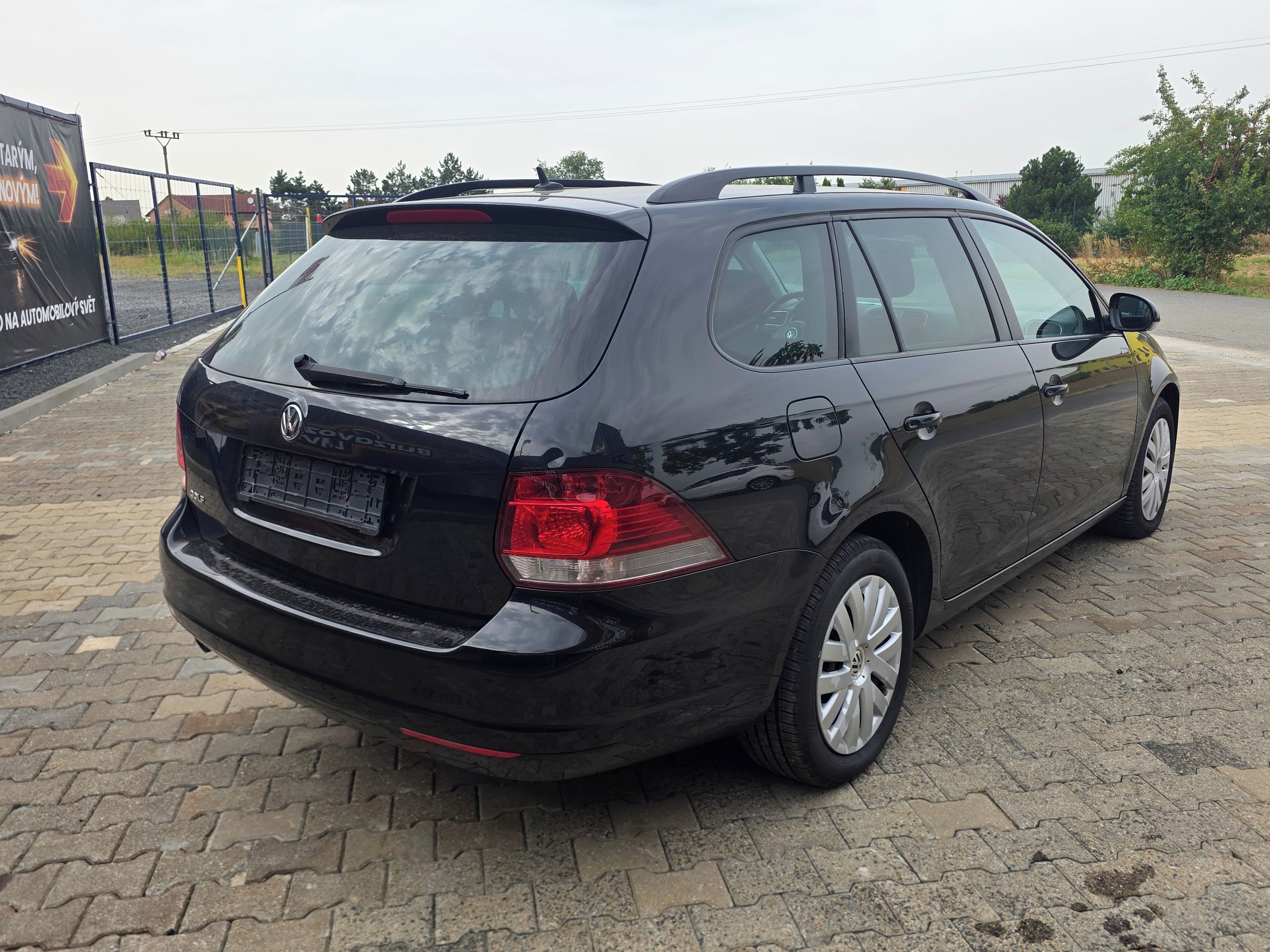 Volkswagen Golf, VARIANT, 1.6TDI, 77KW - fotka 5