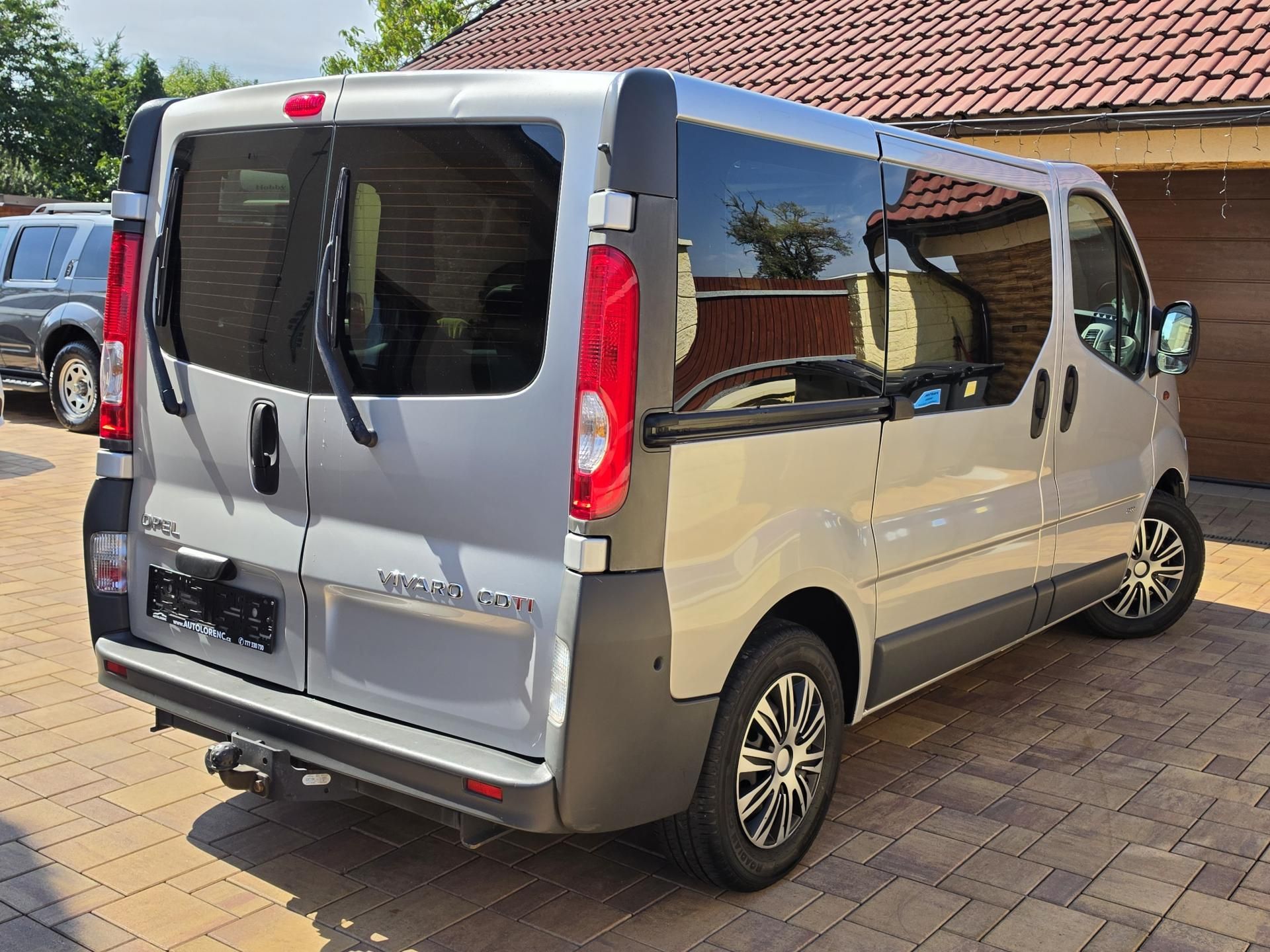 Opel Vivaro, 2.0CDTi 84kW 6-MÍST*KLIMA*T.Z. - fotka 5