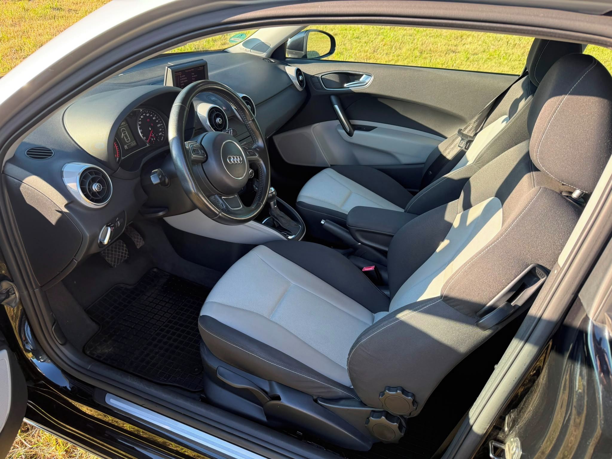 Audi A1, Audi A1 1.4 TFSI S TRONIC - fotka 5
