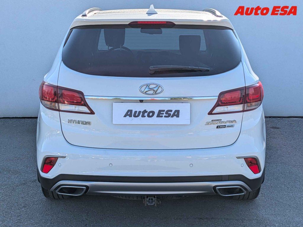 Hyundai Santa Fe, 2.2 CRDi 4x4,1.maj,ČR - fotka 5