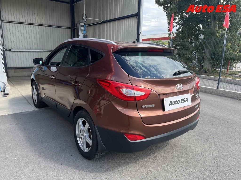 Hyundai ix35, 2.0 CRDi,ČR - fotka 2
