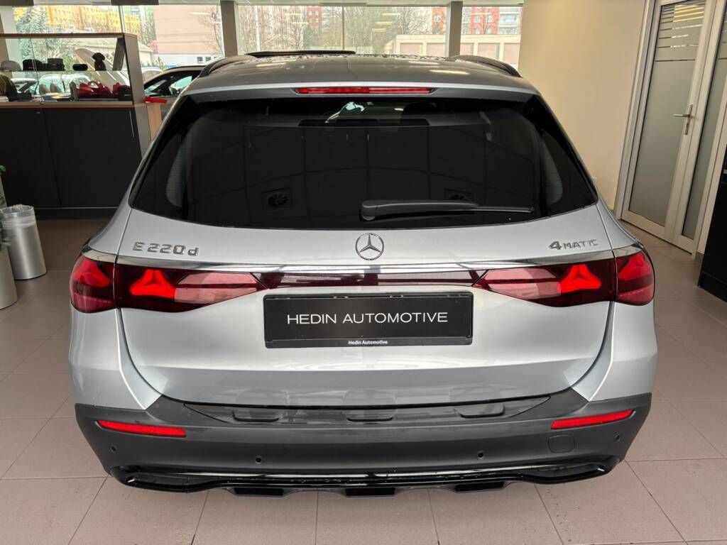 Mercedes-Benz Třídy E, 220 d 4MATIC All-Terrain - fotka 4