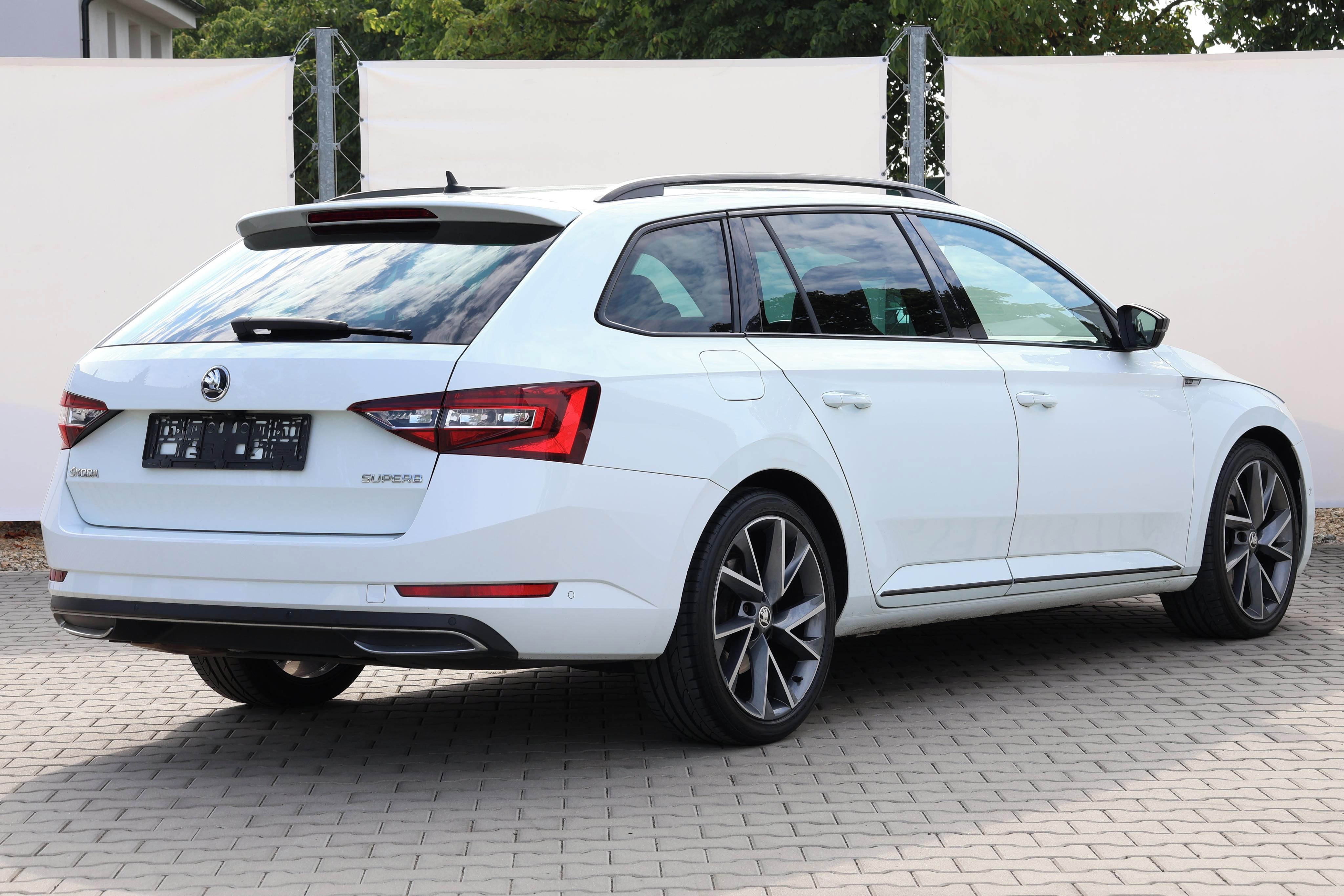 Škoda Superb, 2.0TDI*140kW*SPORTLINE*2.MAJ* - fotka 6