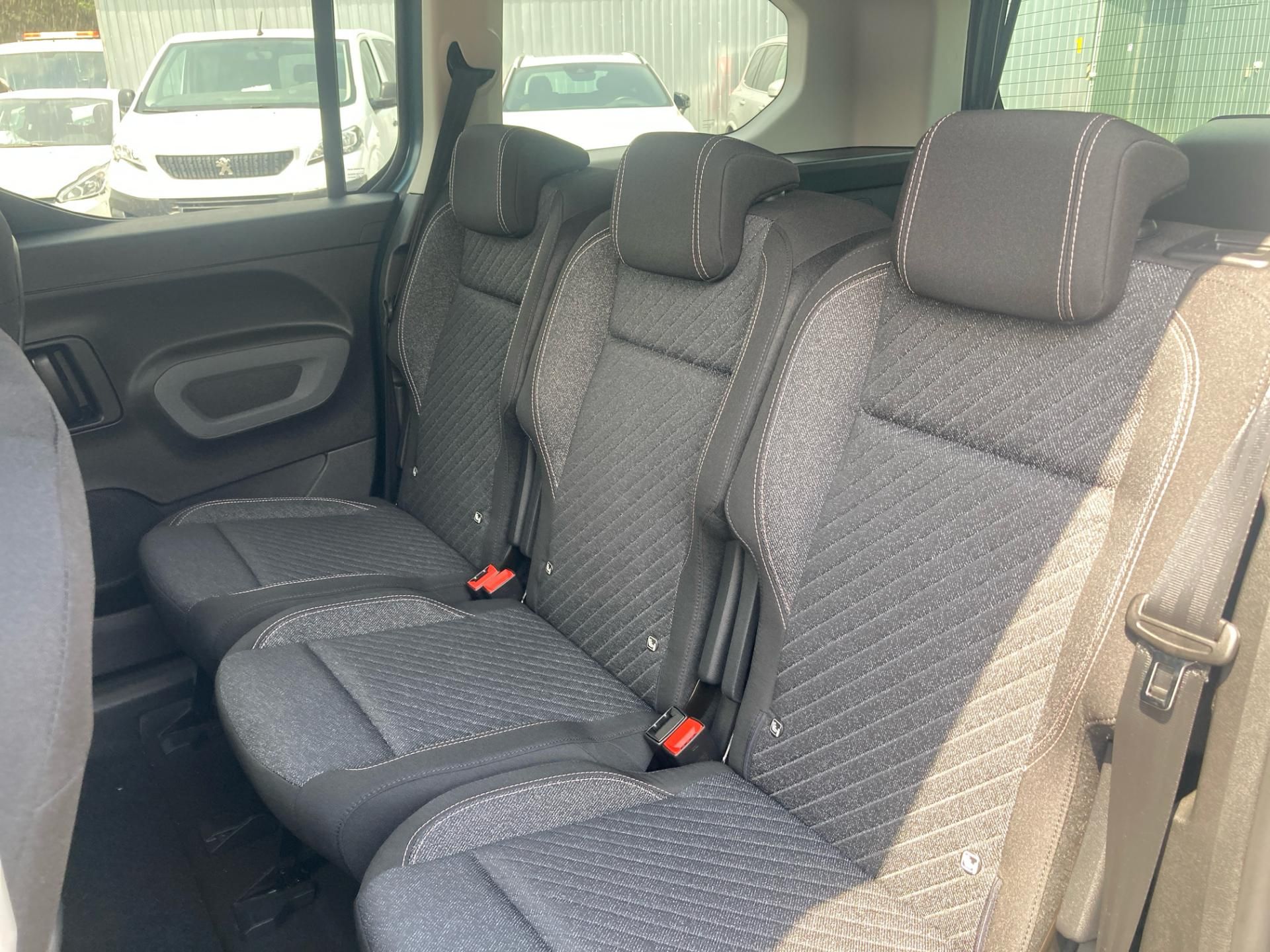 Peugeot Rifter, LONG ALLURE BlueHDi 130 MAN6 - fotka 5