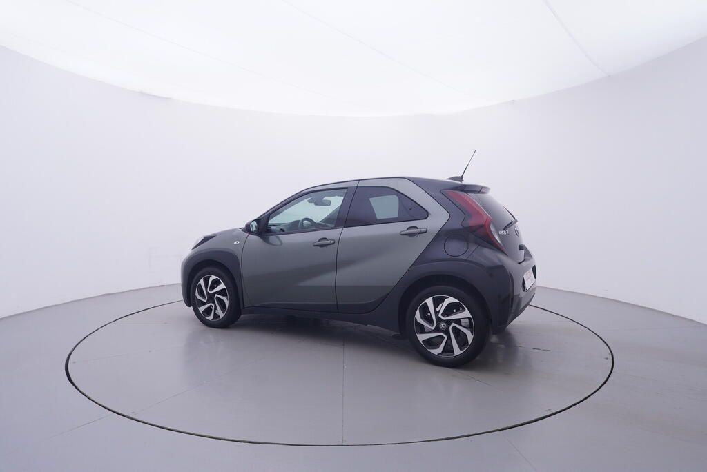 Toyota Aygo, X Style 1.0 53 kW - fotka 3