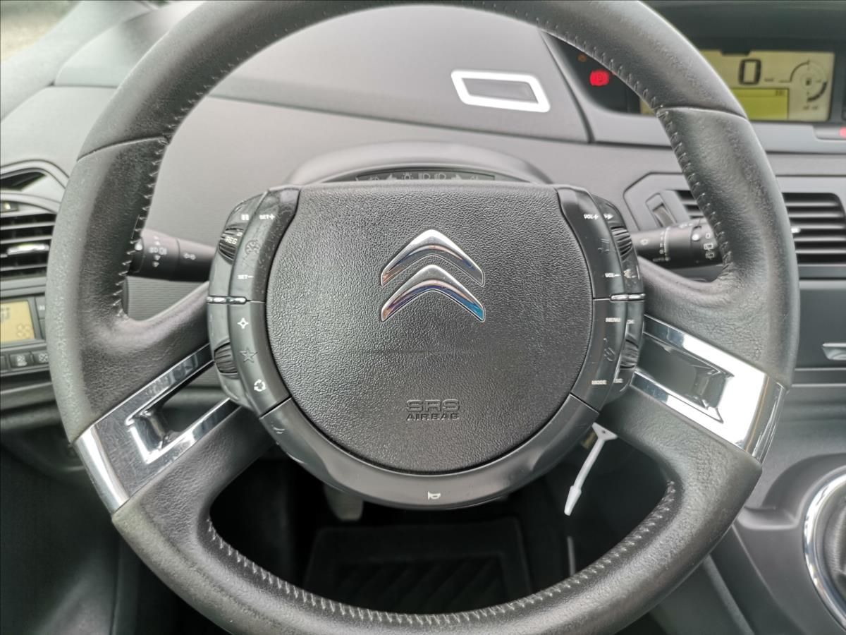 Citroën C4 Picasso, 1,6 RED - fotka 4
