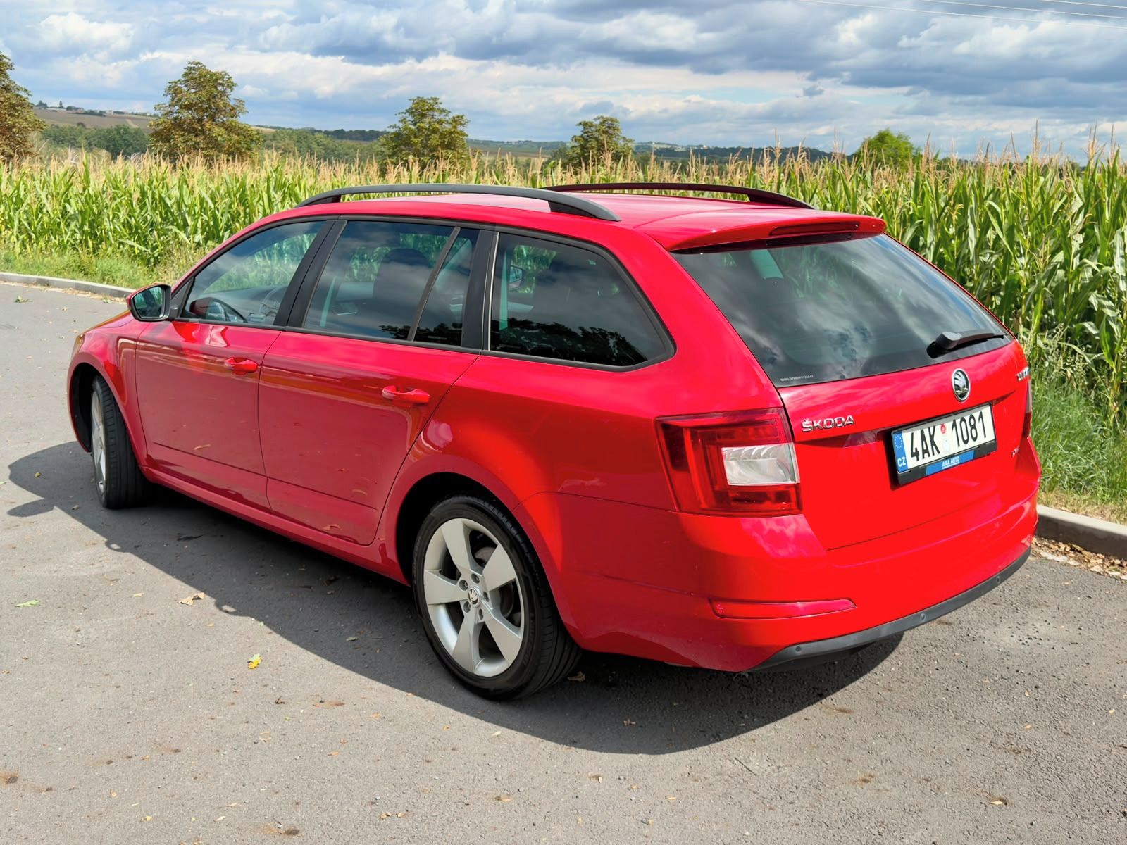 Škoda Octavia, DSG 4x4 ELEGANCE SERVIS - fotka 3
