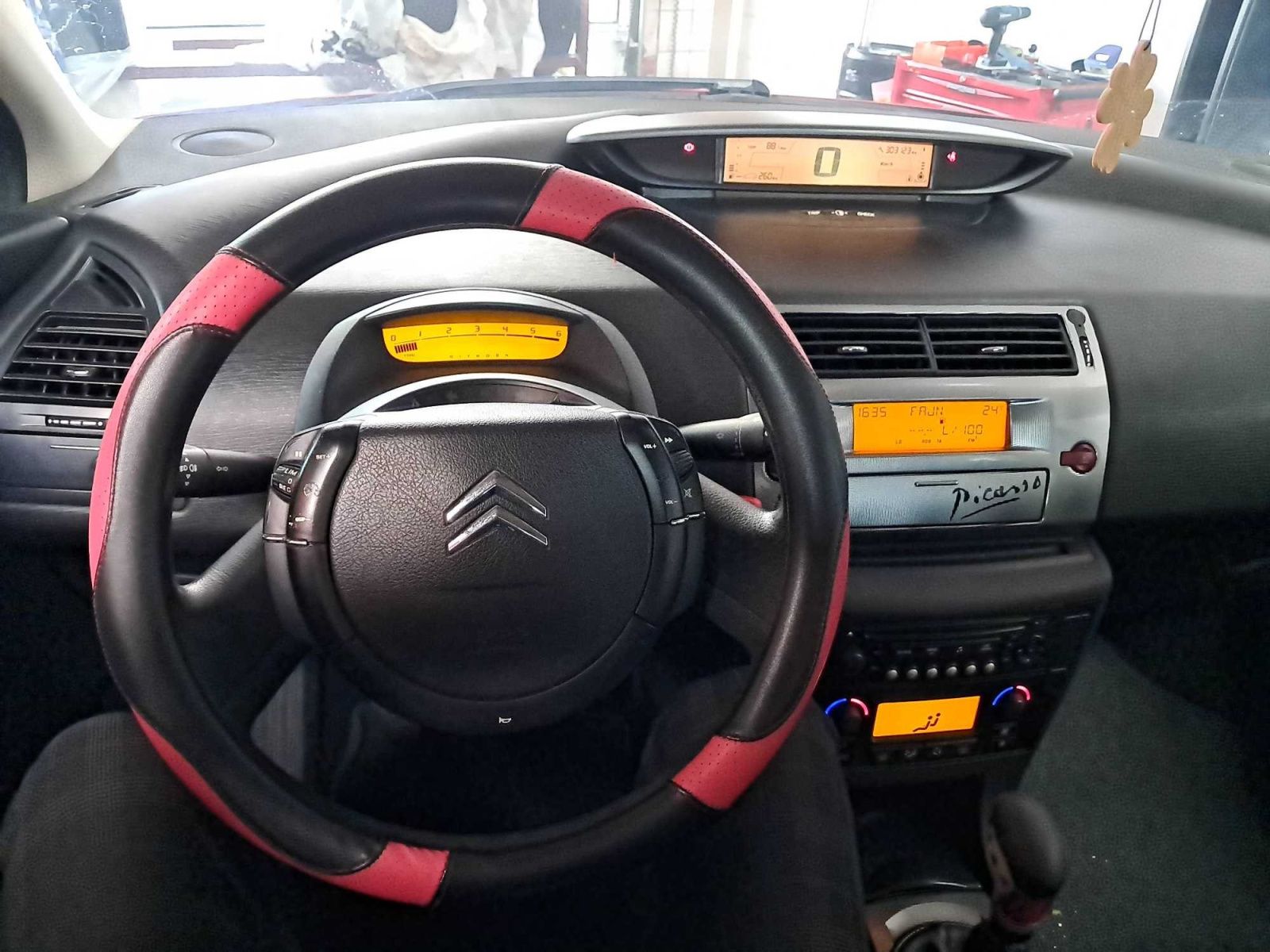 Citroën C4, 1.6 HDi, Klima - fotka 3