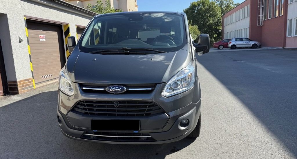 Ford Tourneo Custom, L2H1, ČR, 8 míst, DPH,61.000km