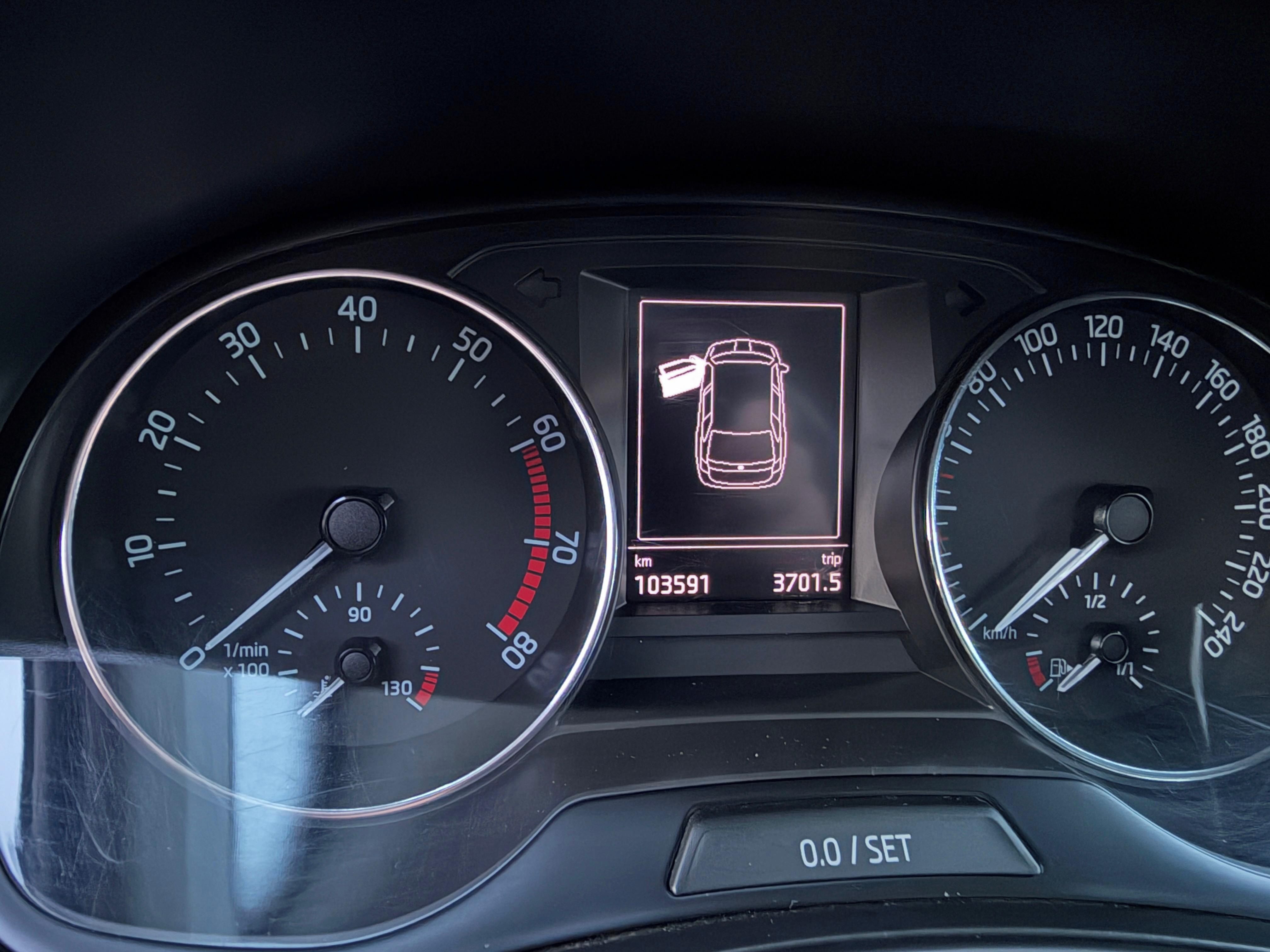 Škoda Fabia, Škoda Fabia 1.0tsi 81kw DSG - fotka 6