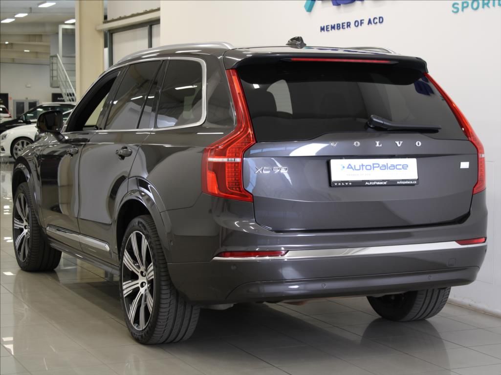 Volvo XC90, 2,0 T8 Ultimate B&W Vzduch ČR - fotka 3