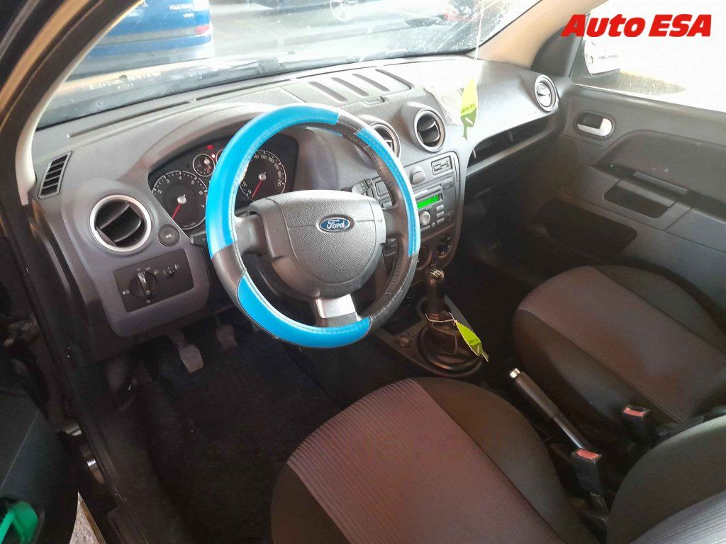 Ford Fusion, 1.4i - fotka 3