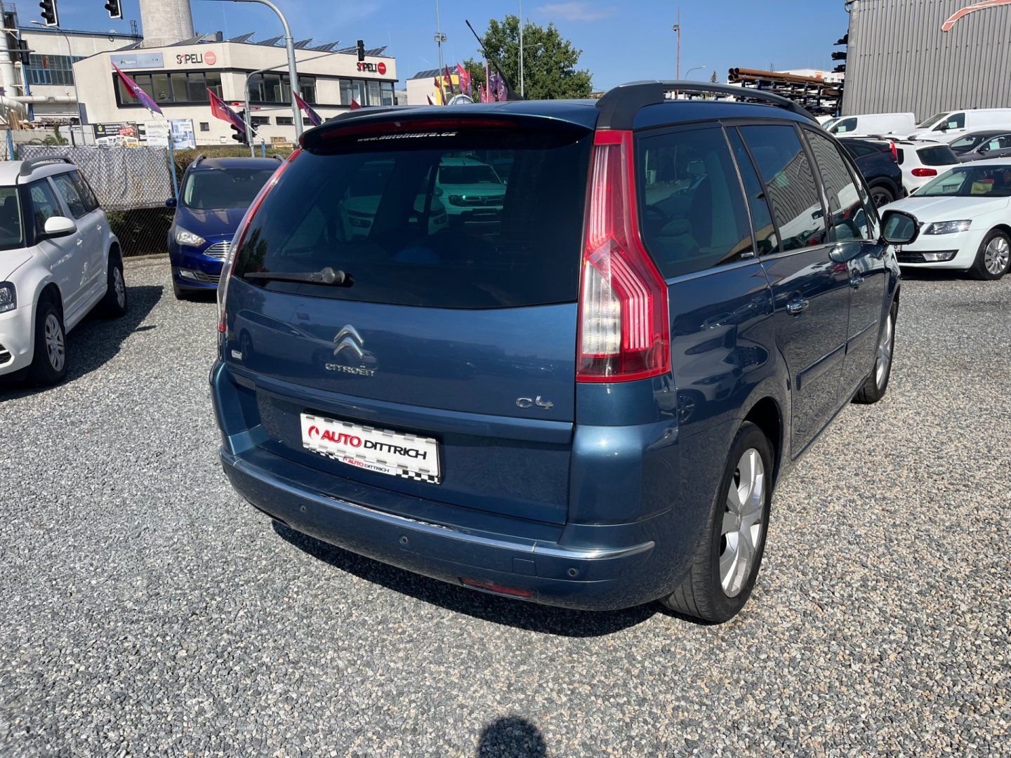 Citroën Grand C4 Picasso, 1.6 HDi 7 MÍST - fotka 5
