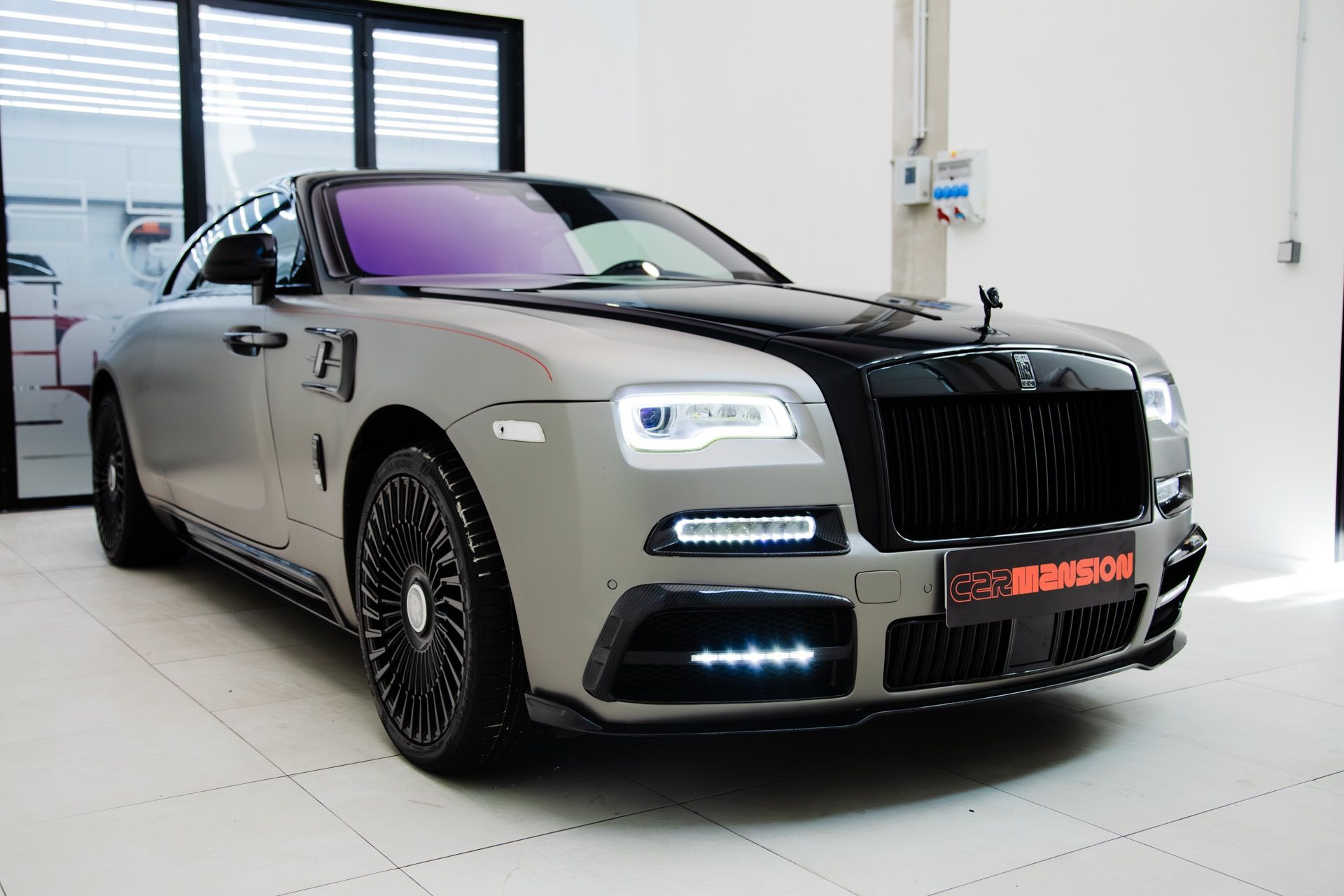 Rolls-Royce Wraith, 6.6 V12*STARLIGHT*BESPOKE* - fotka 3
