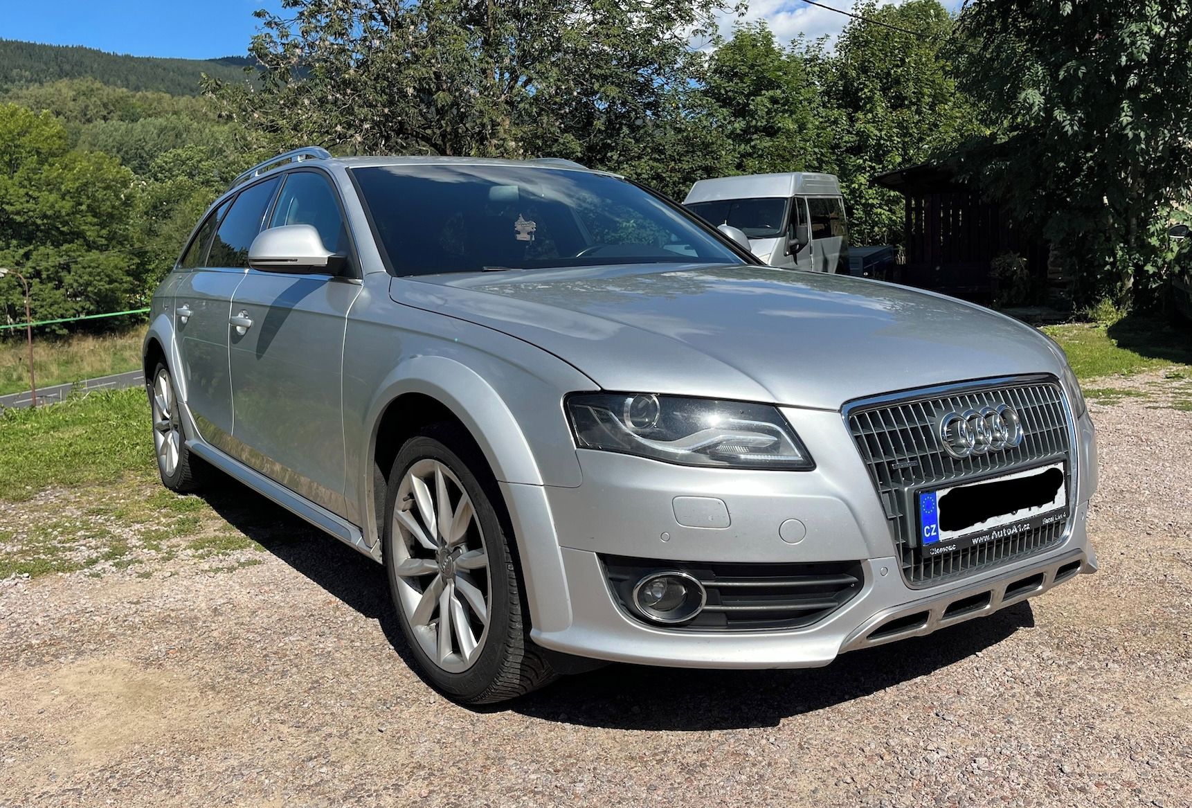 Audi A4 allroad, 3.0 TDI,Pano,B&O,4x4,tažné - fotka 2