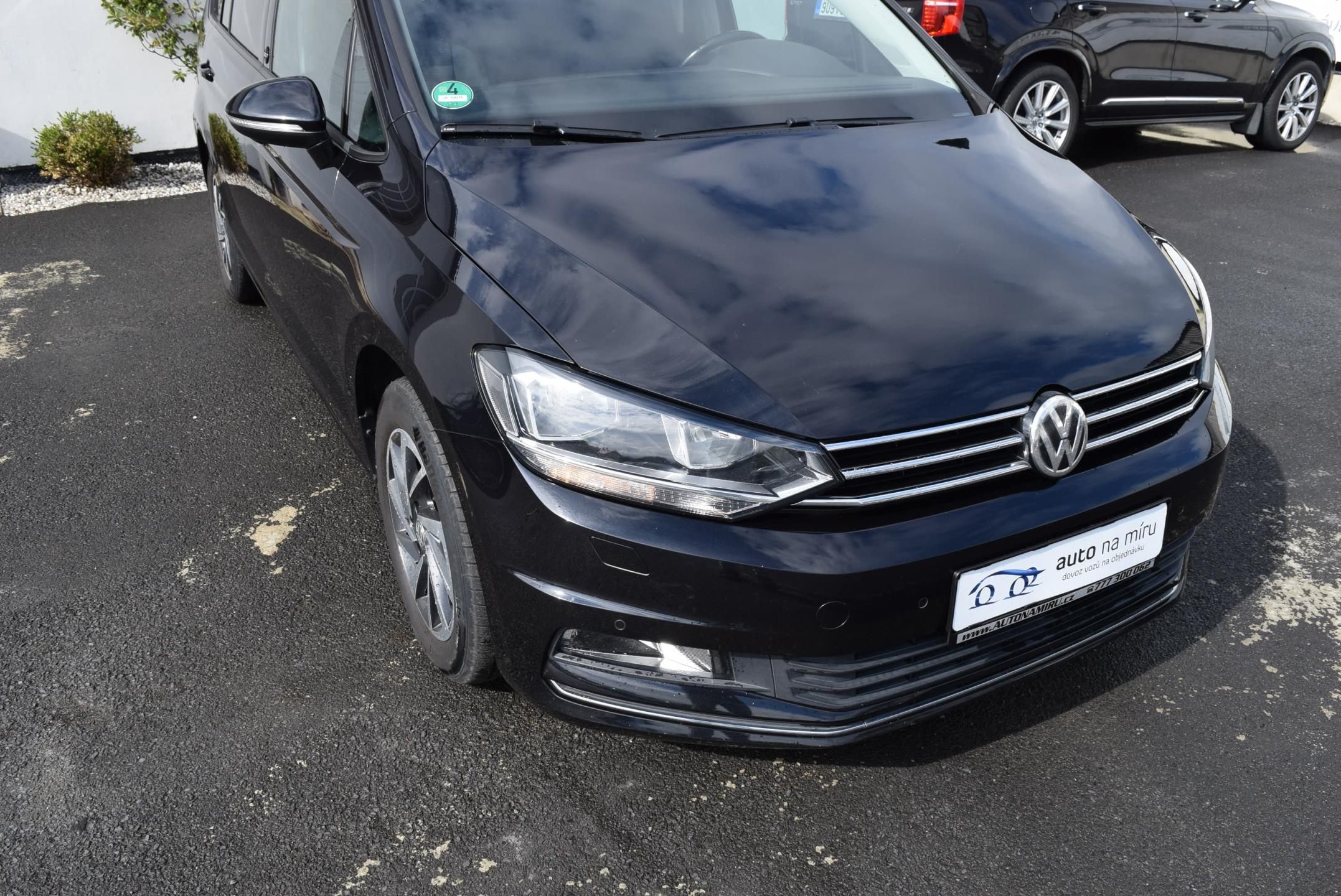 Volkswagen Touran, 2.0TDI 110kw 7MÍST TAŽNÉ NAVI - fotka 4