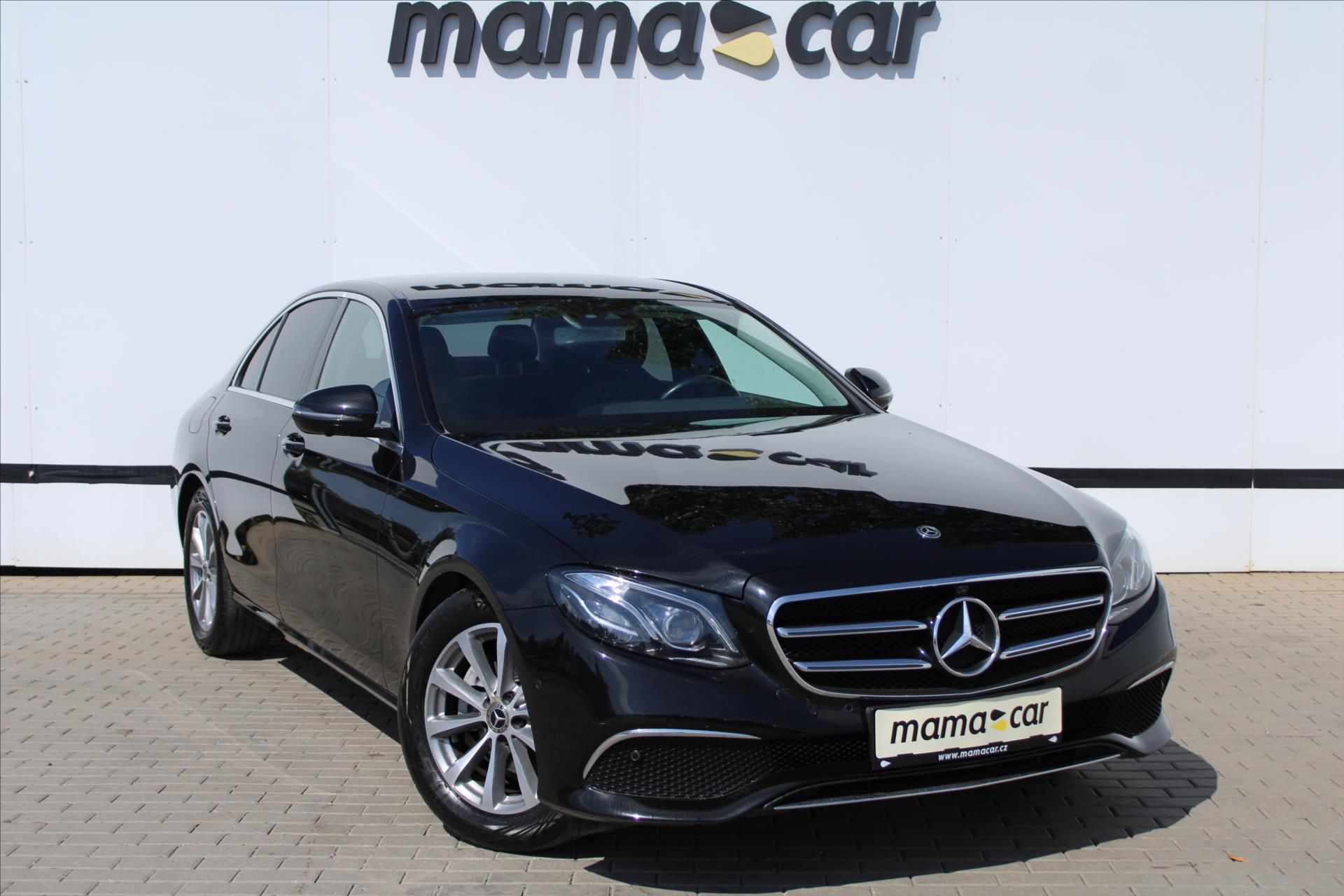 Mercedes-Benz Třídy E, 200d AVANTGARDE SERVIS.KNIHA