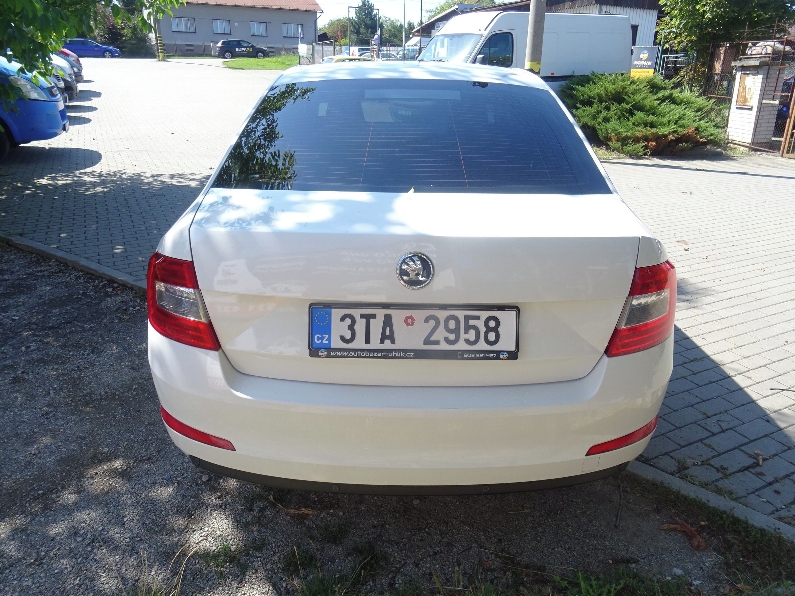 Škoda Octavia, 1.6 TDI - fotka 5