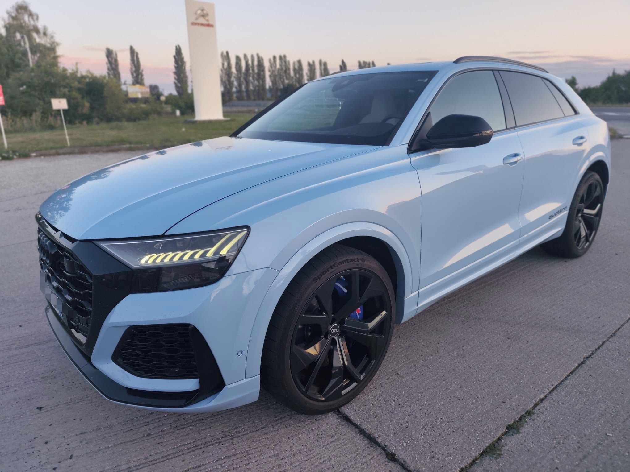 Audi Q8, EXCLUSIVE KERAMICKE BRZDY
