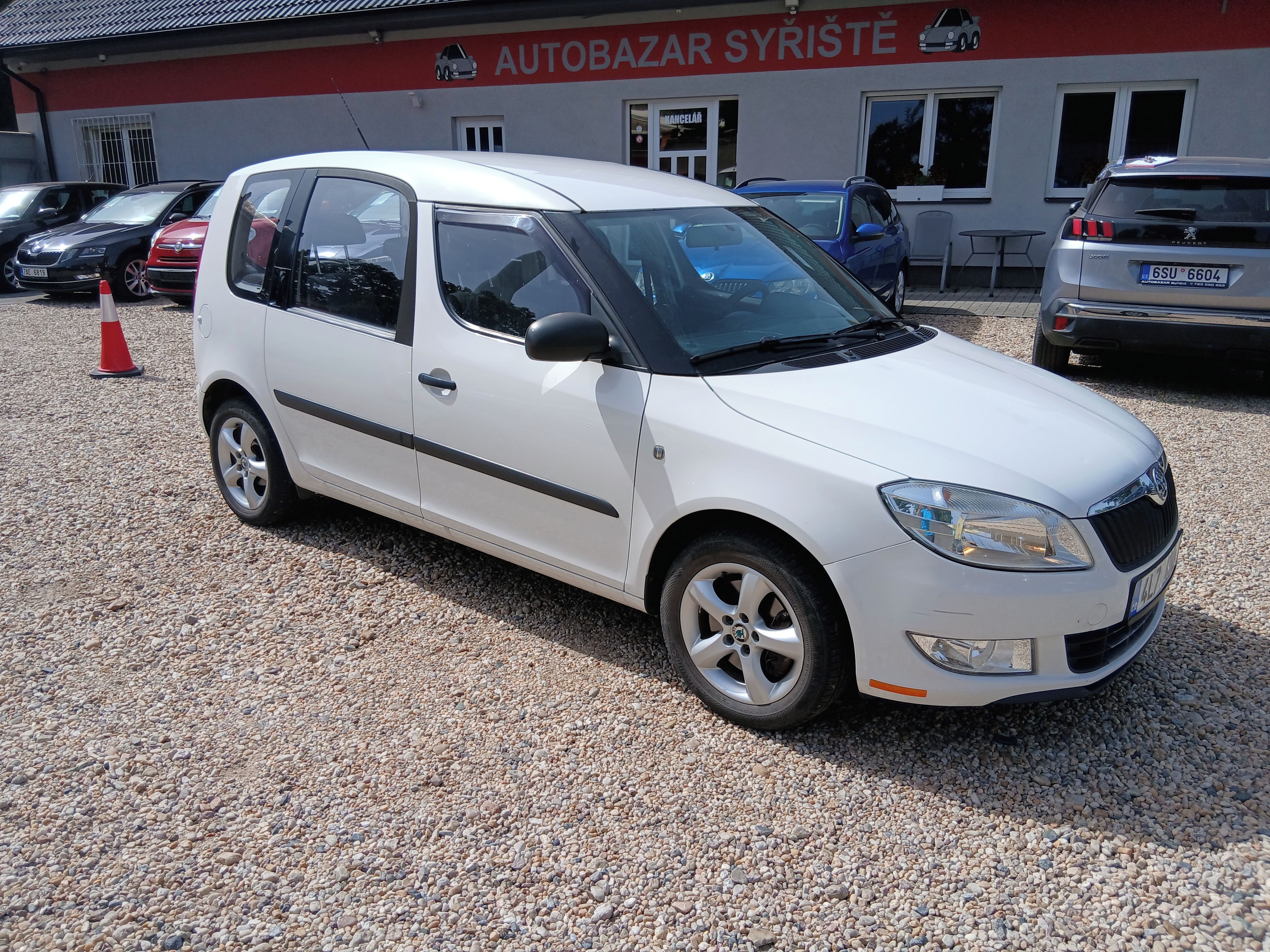 Škoda Roomster, 1.2 TDi 55KW Ambi + Zim. kola - fotka 3