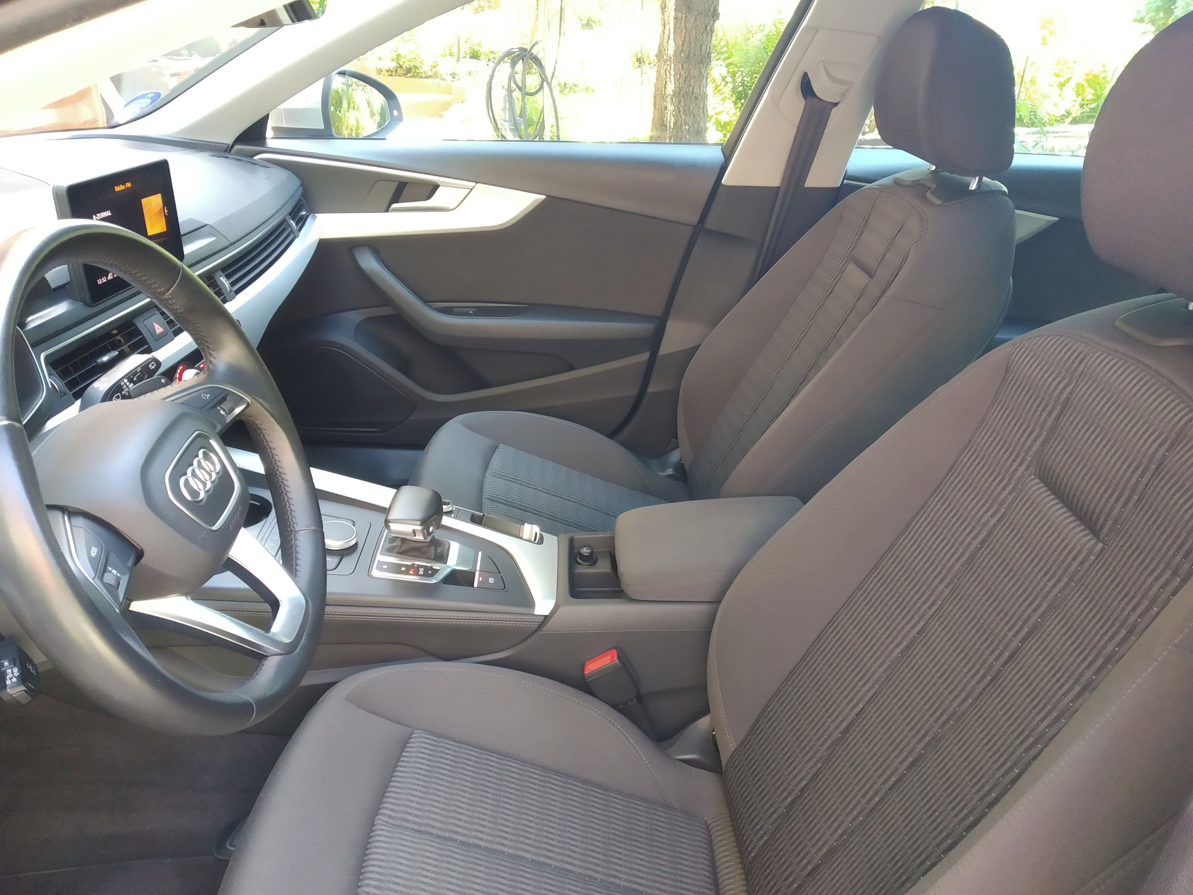Audi A4 Avant - fotka 3