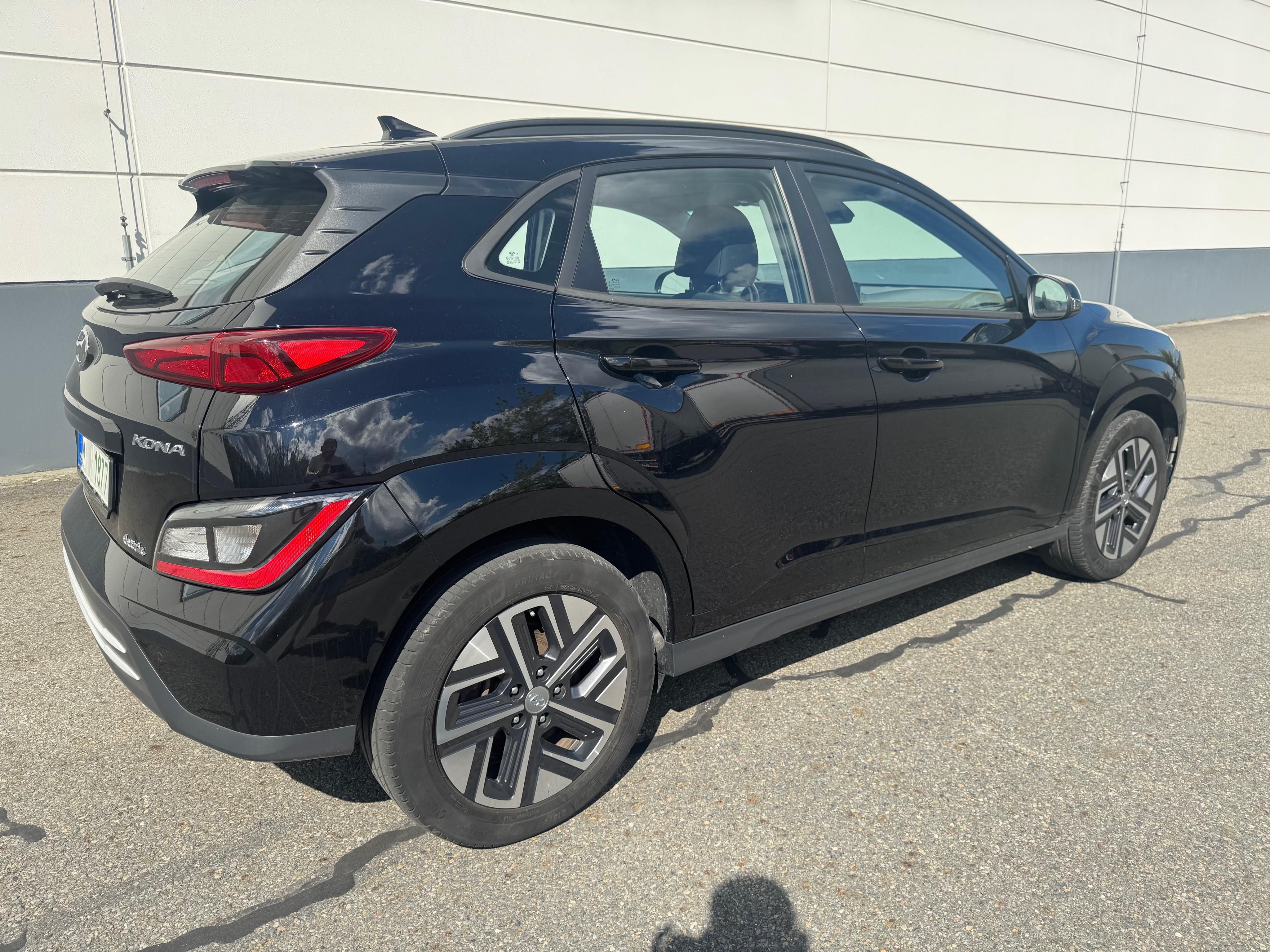 Hyundai Kona, 100 kW EV - fotka 4