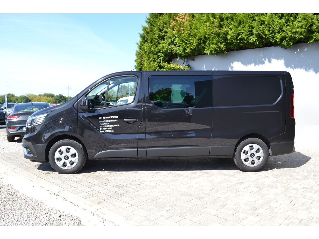 Renault Trafic, L2 - COMBI VAN BLUE 2.0dCi 150 - fotka 2
