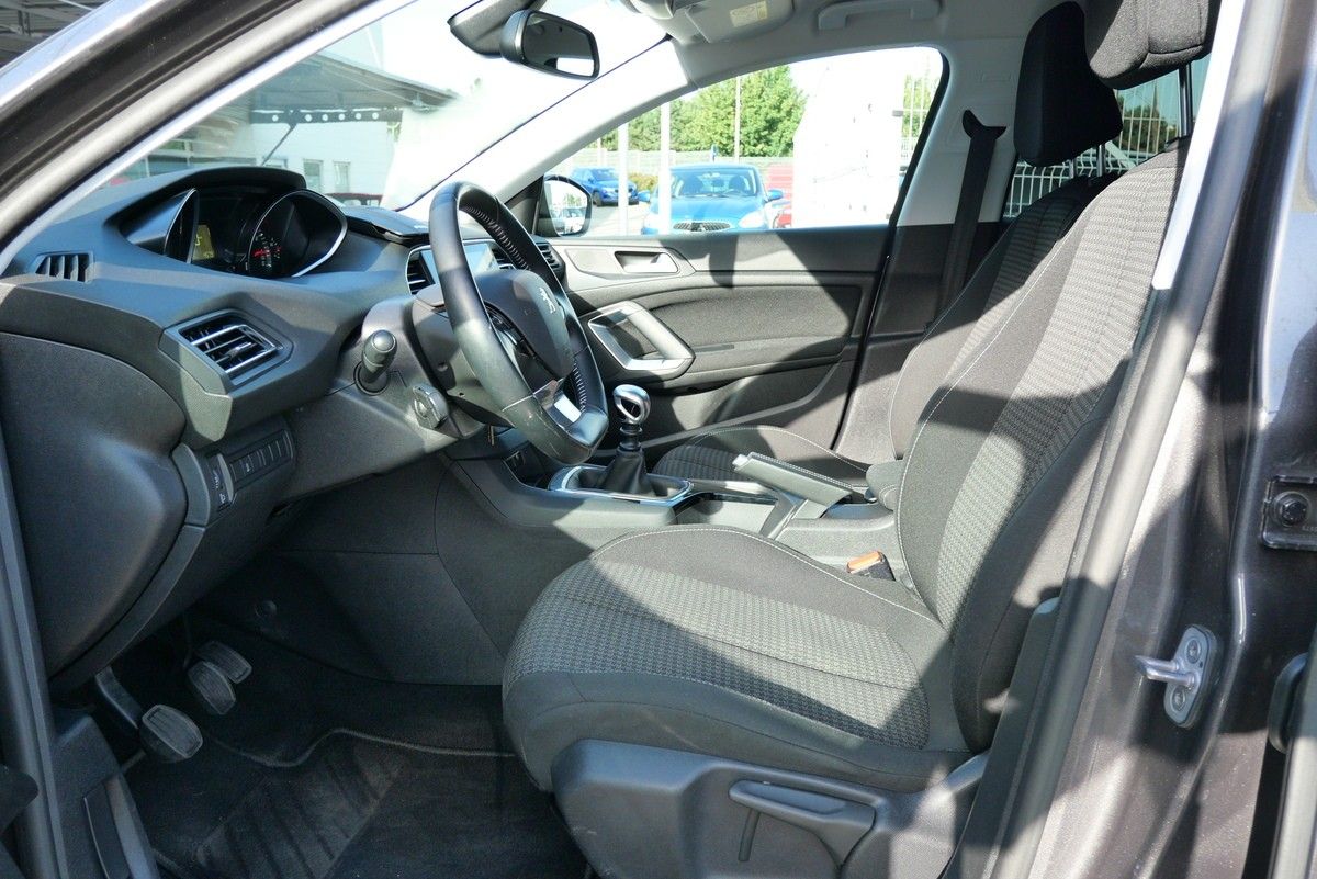 Peugeot 308, 1.2 PureTech 96 kW - fotka 5