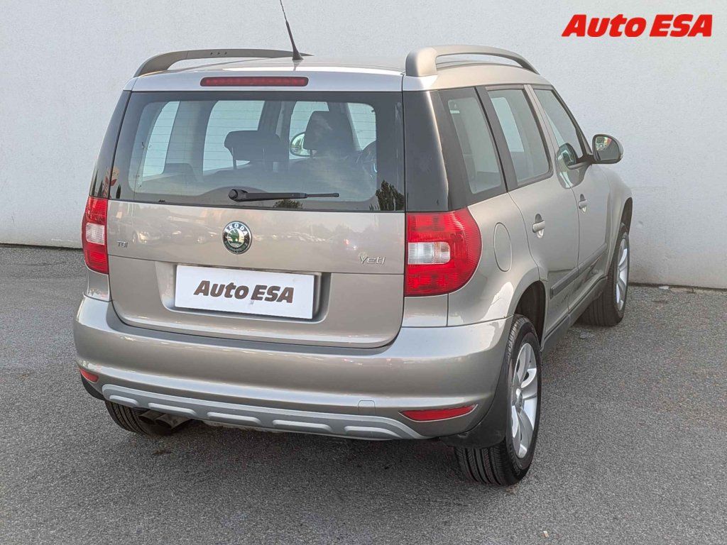 Škoda Yeti, 2.0 TDi,ČR - fotka 4