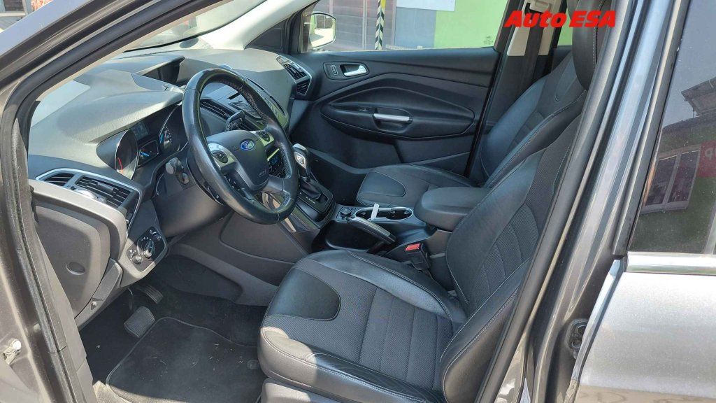 Ford Kuga, 2.0 TDCi - fotka 3