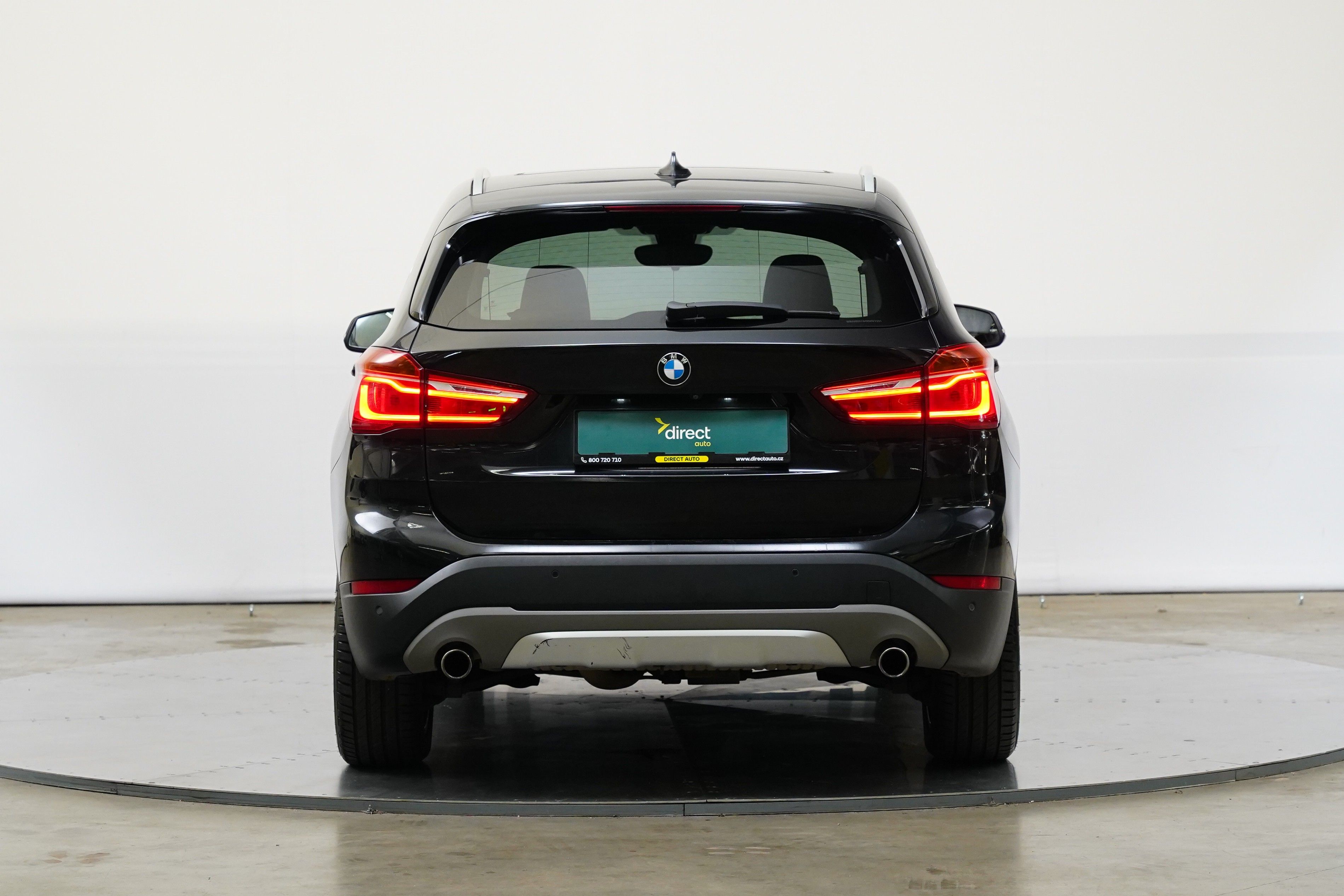BMW X1, 2.0 D 140 kW xDrive - fotka 4