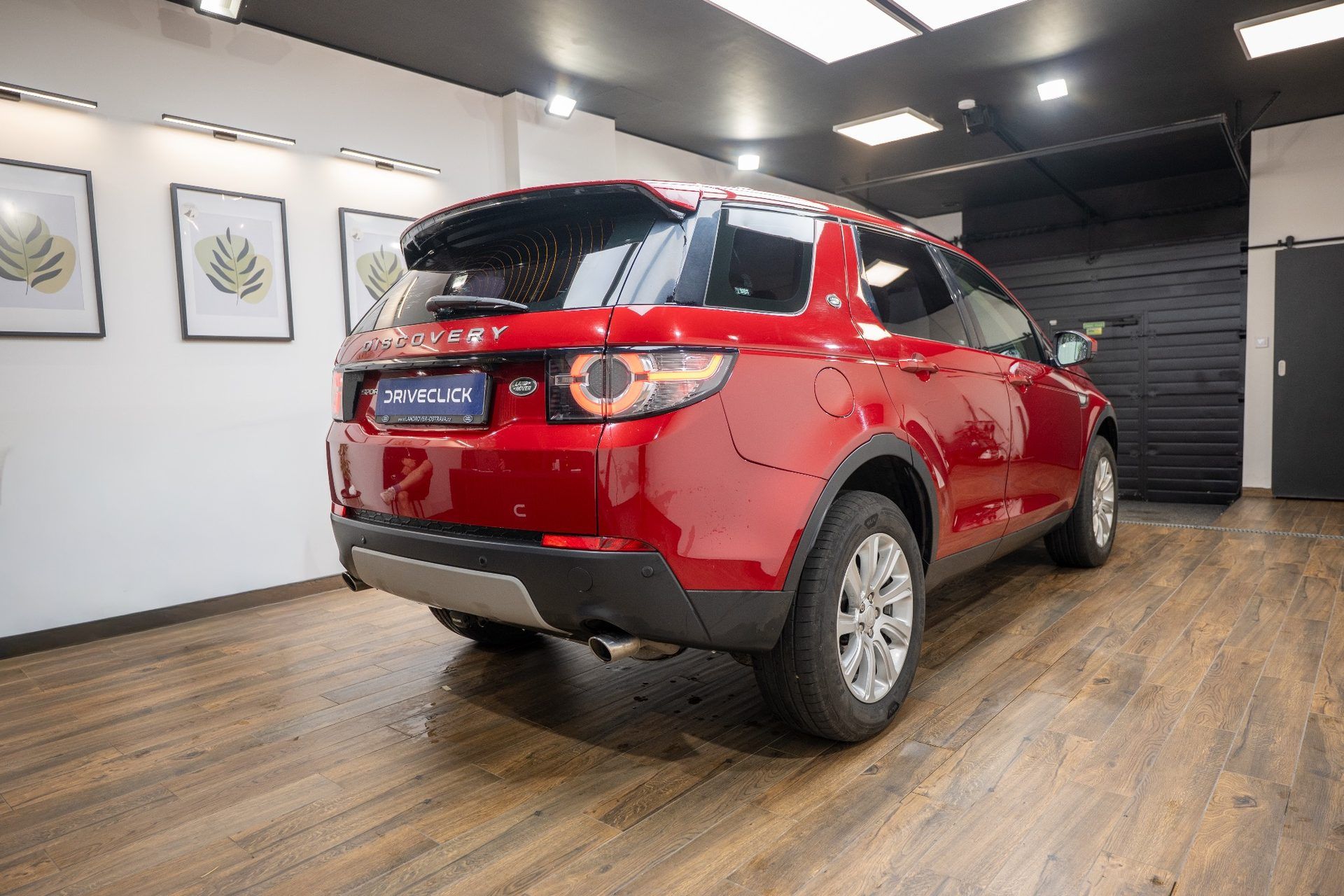 Land Rover Discovery, Sport HSE 2.0 132 kW - fotka 4
