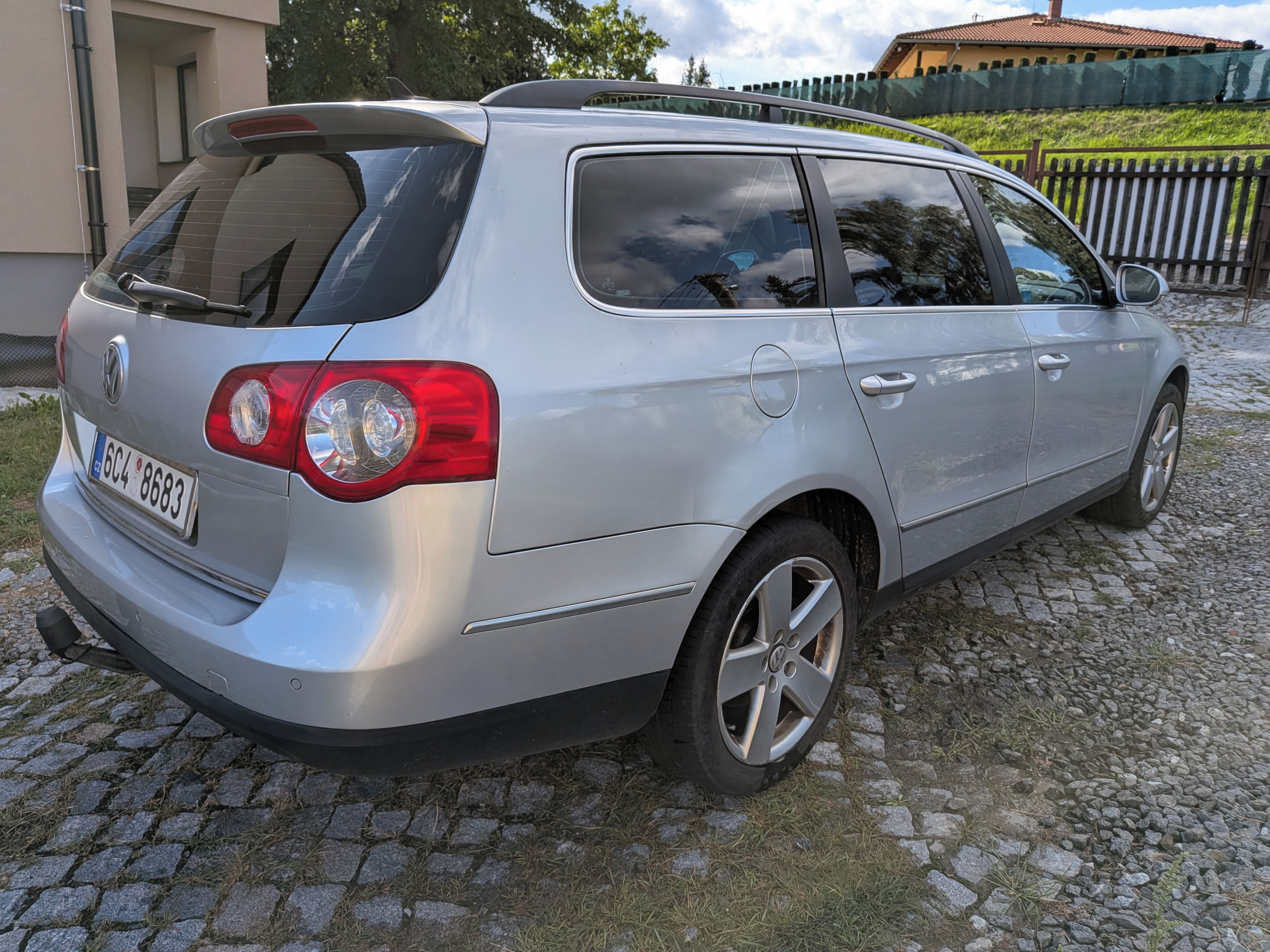 Volkswagen Passat Variant, Passat B6 2.0 TDI 103kW 4x4 - fotka 4
