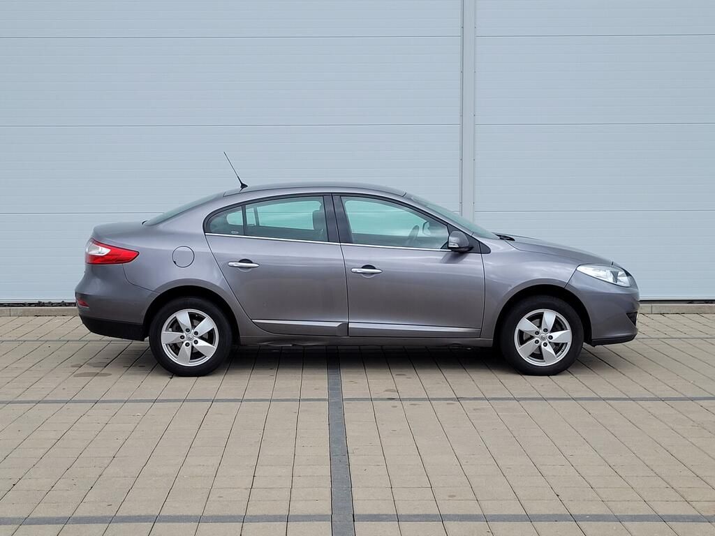 Renault Fluence, Exception 1.6 16V 81 kW - fotka 4