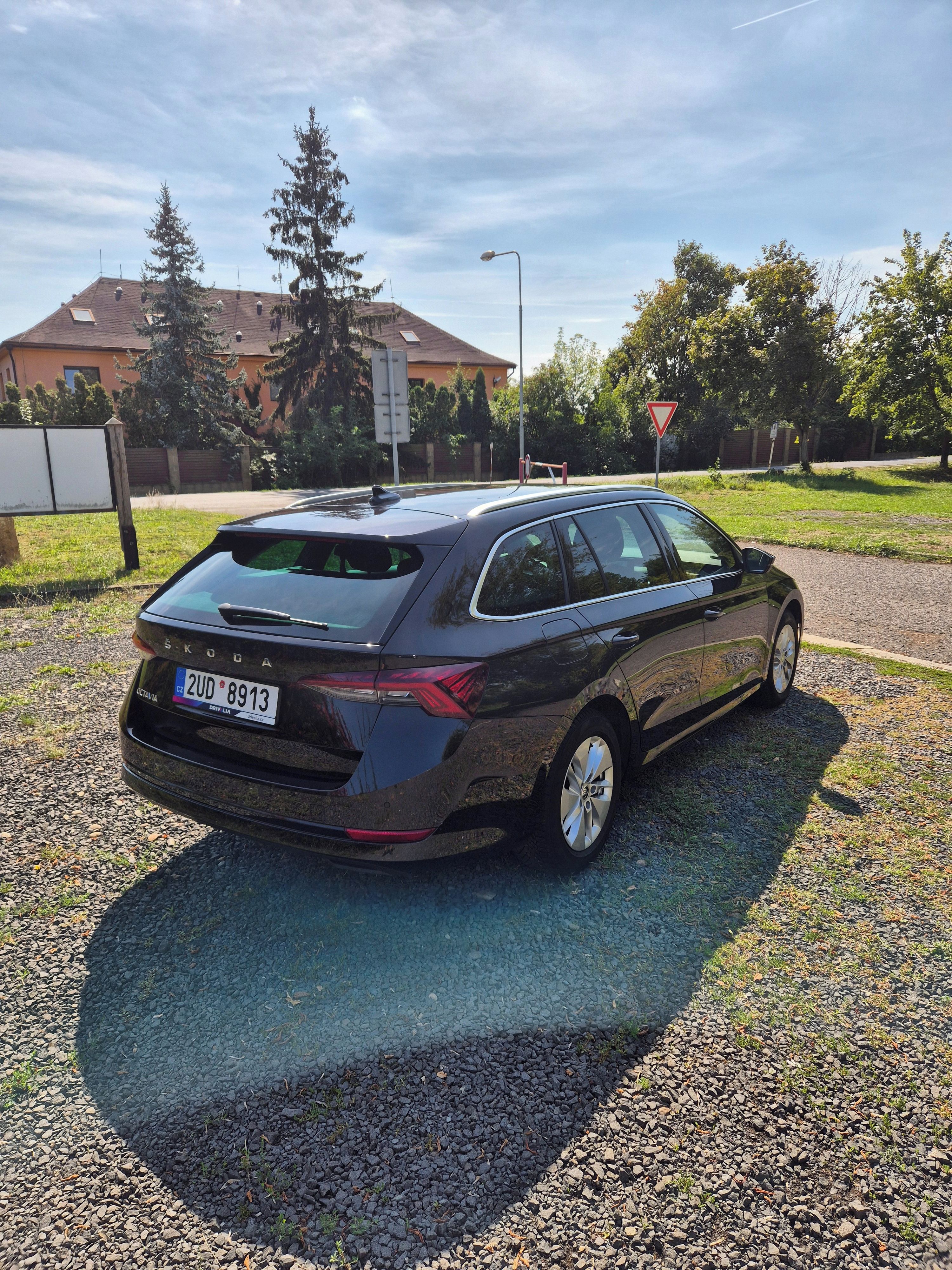 Škoda Octavia, Škoda Octavia 4 2.0 TDI - fotka 3