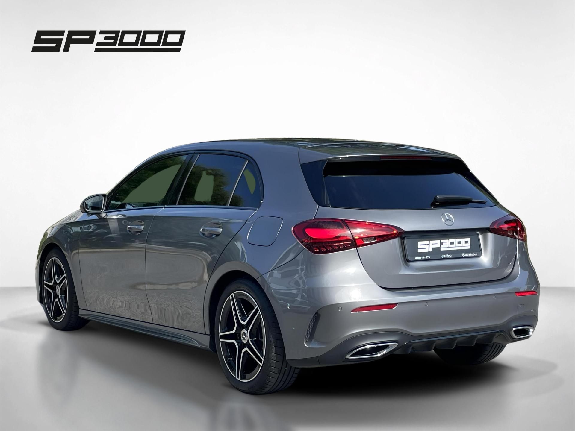 Mercedes-Benz Třídy A, 200d AMG - fotka 3
