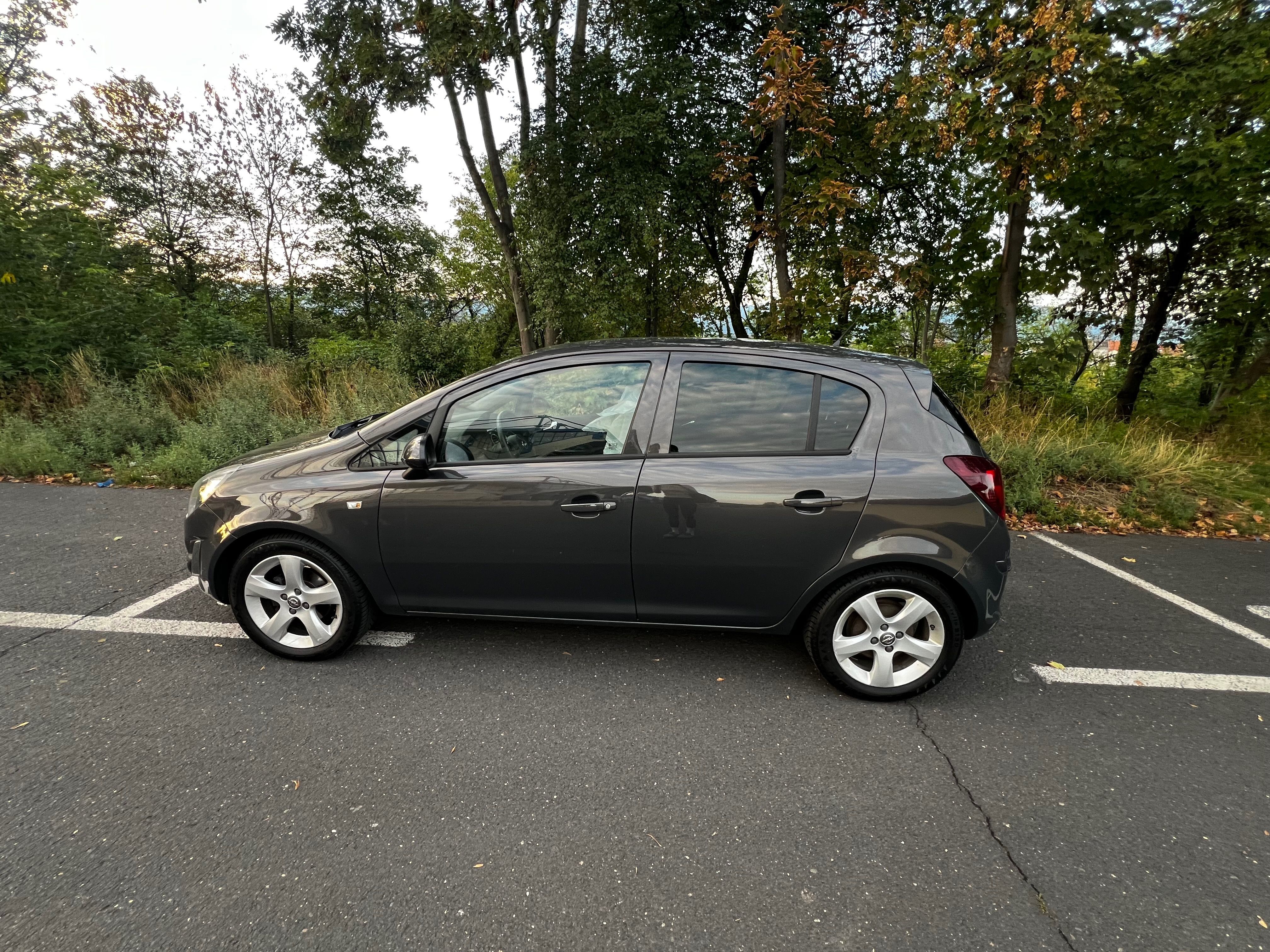 Opel Corsa, Opel Corsa 1.2 - na opravu - fotka 2