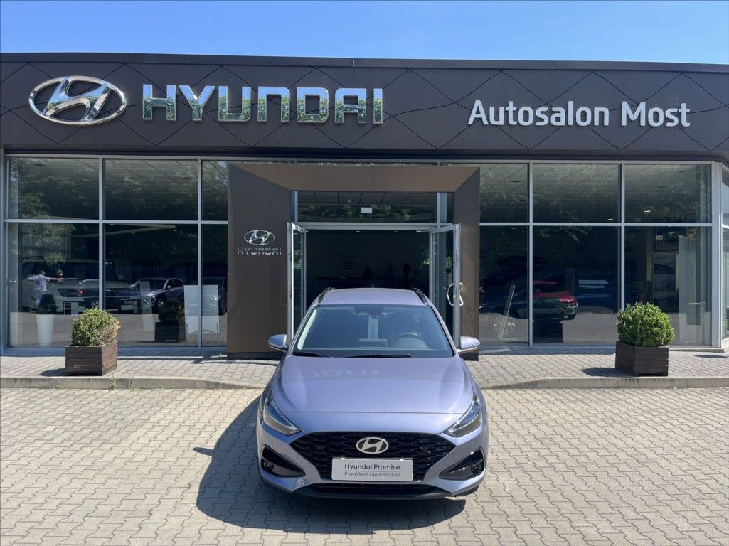 Hyundai i30, 1,5 i CVVT  GO Czech! - fotka 2