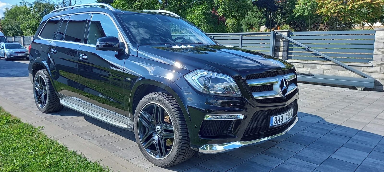 Mercedes-Benz GL, MERCEDES-BENZ GL 350 AMG PAKET - fotka 2