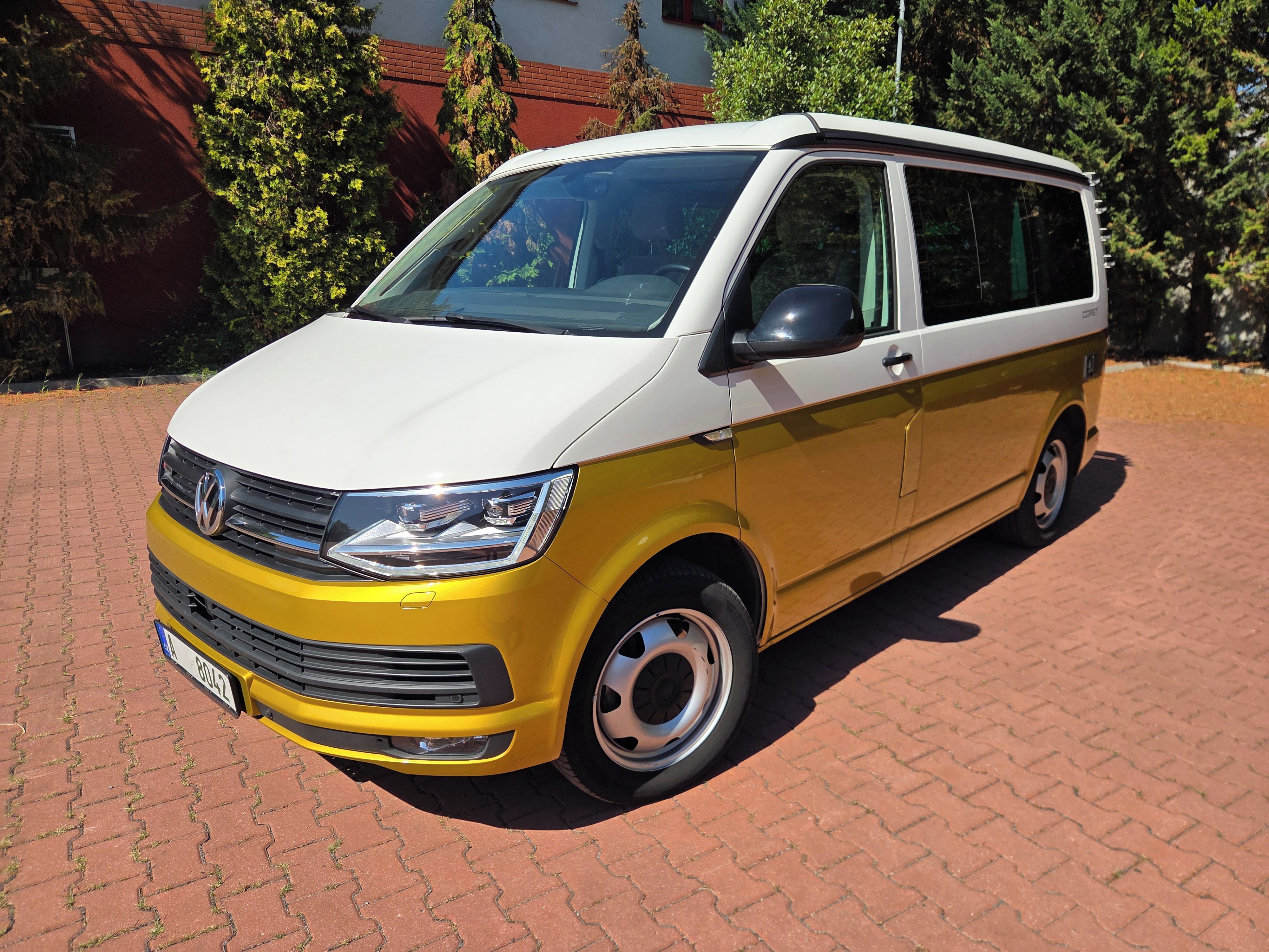 Volkswagen California, Kuchyň,4x4,Webasto,serviska - fotka 2