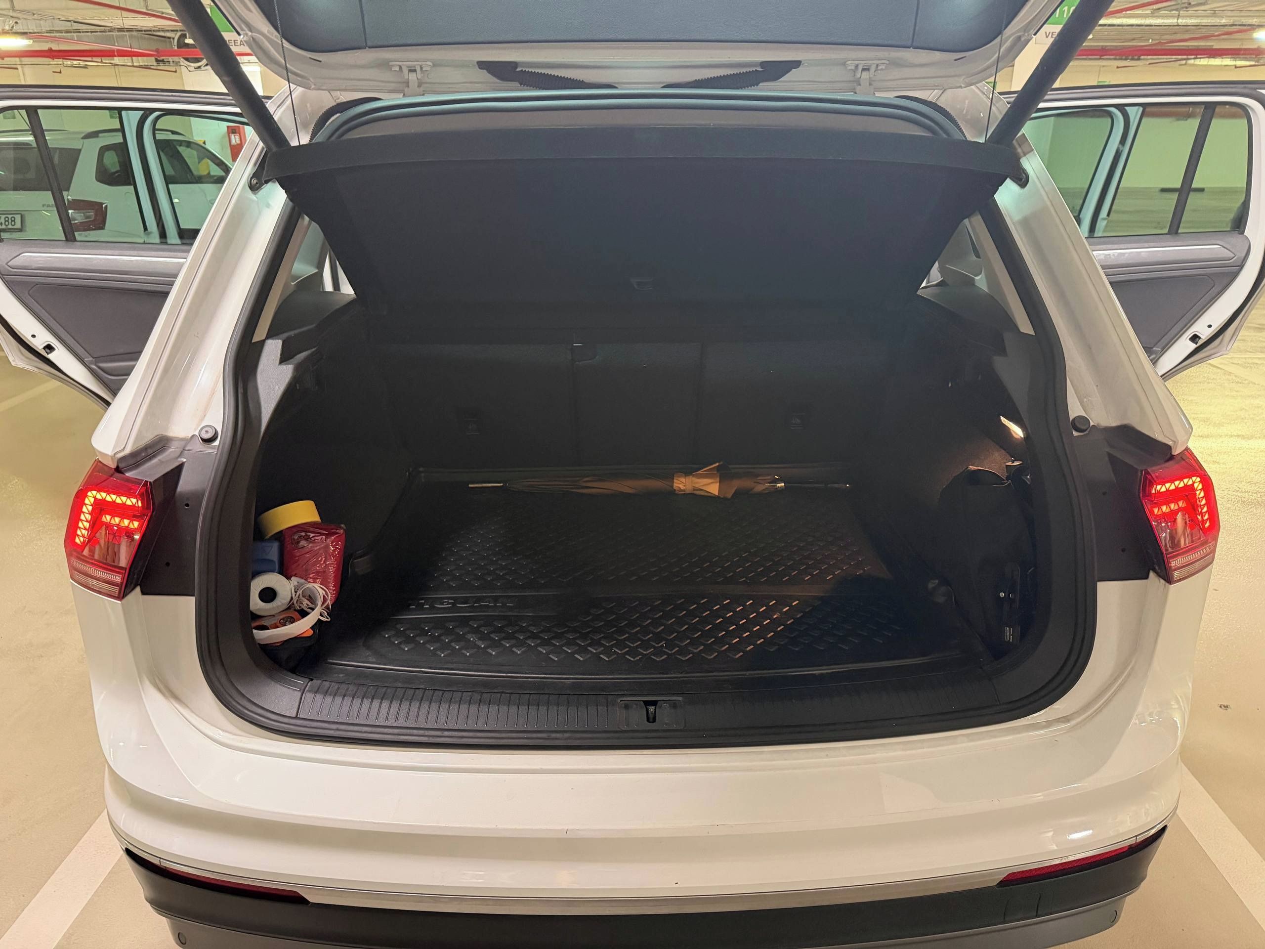 Volkswagen Tiguan, 2.0TDI - Servisni knizka - fotka 6