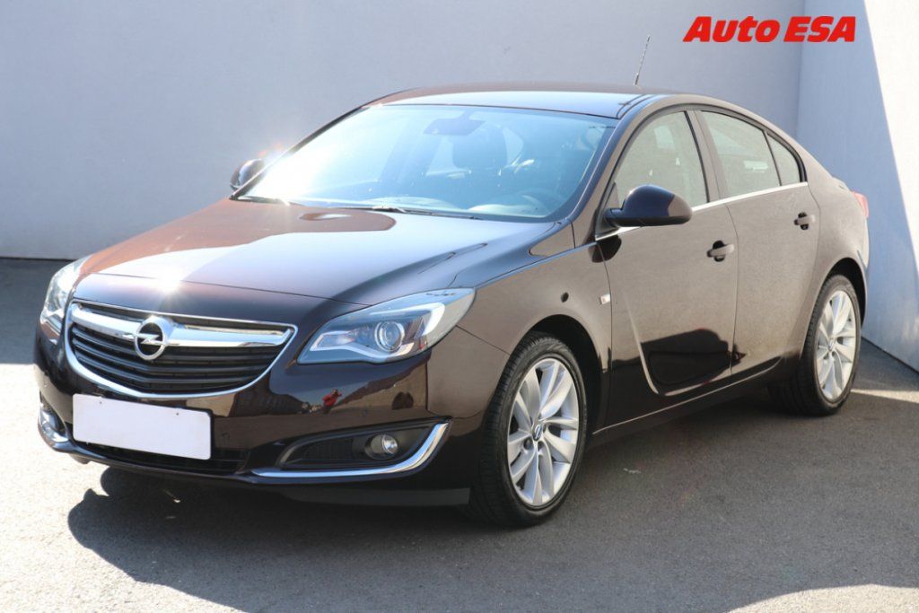 Opel Insignia, 2.0 CDTi,ČR - fotka 3