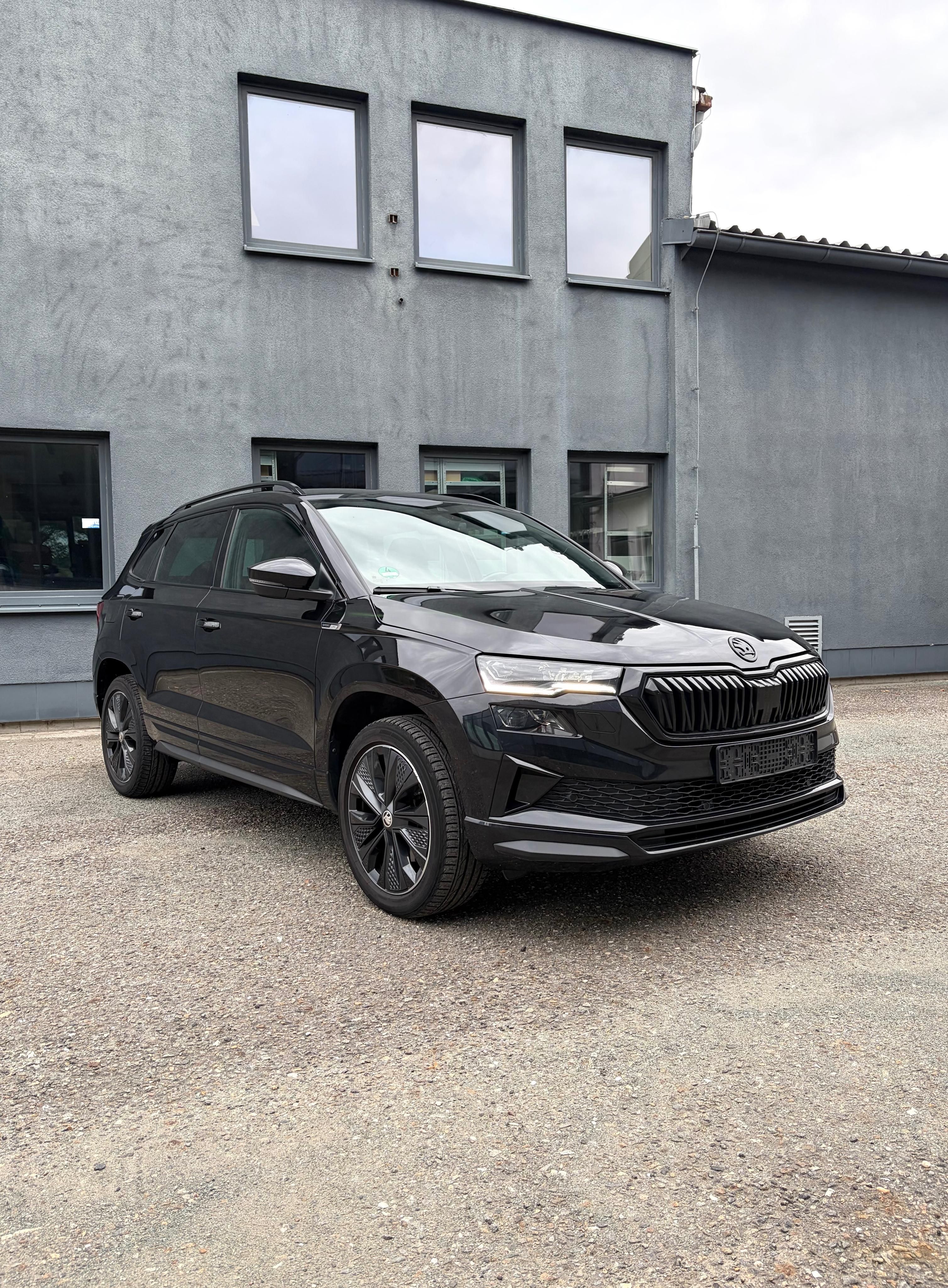 Škoda Karoq, 1.5TSI 110kw DSG Tažné Matrix - fotka 4
