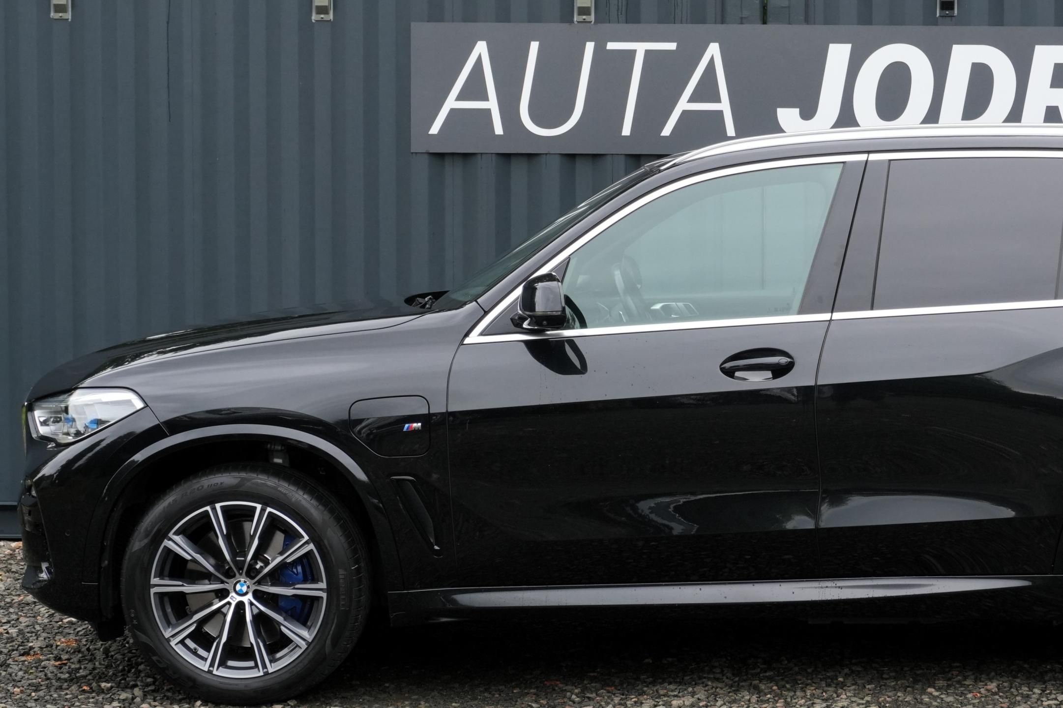 BMW X5, 45e, ČR, H/K, Ventilace, Tažné - fotka 2