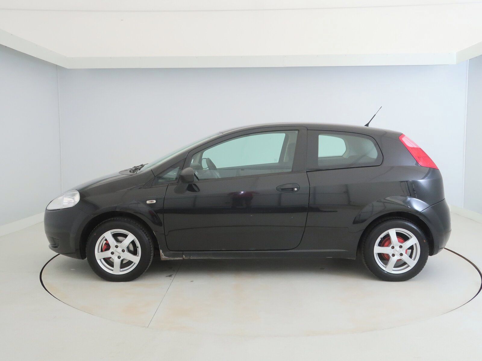 Fiat Punto, 1.2, LPG, Parkovací asistent - fotka 3