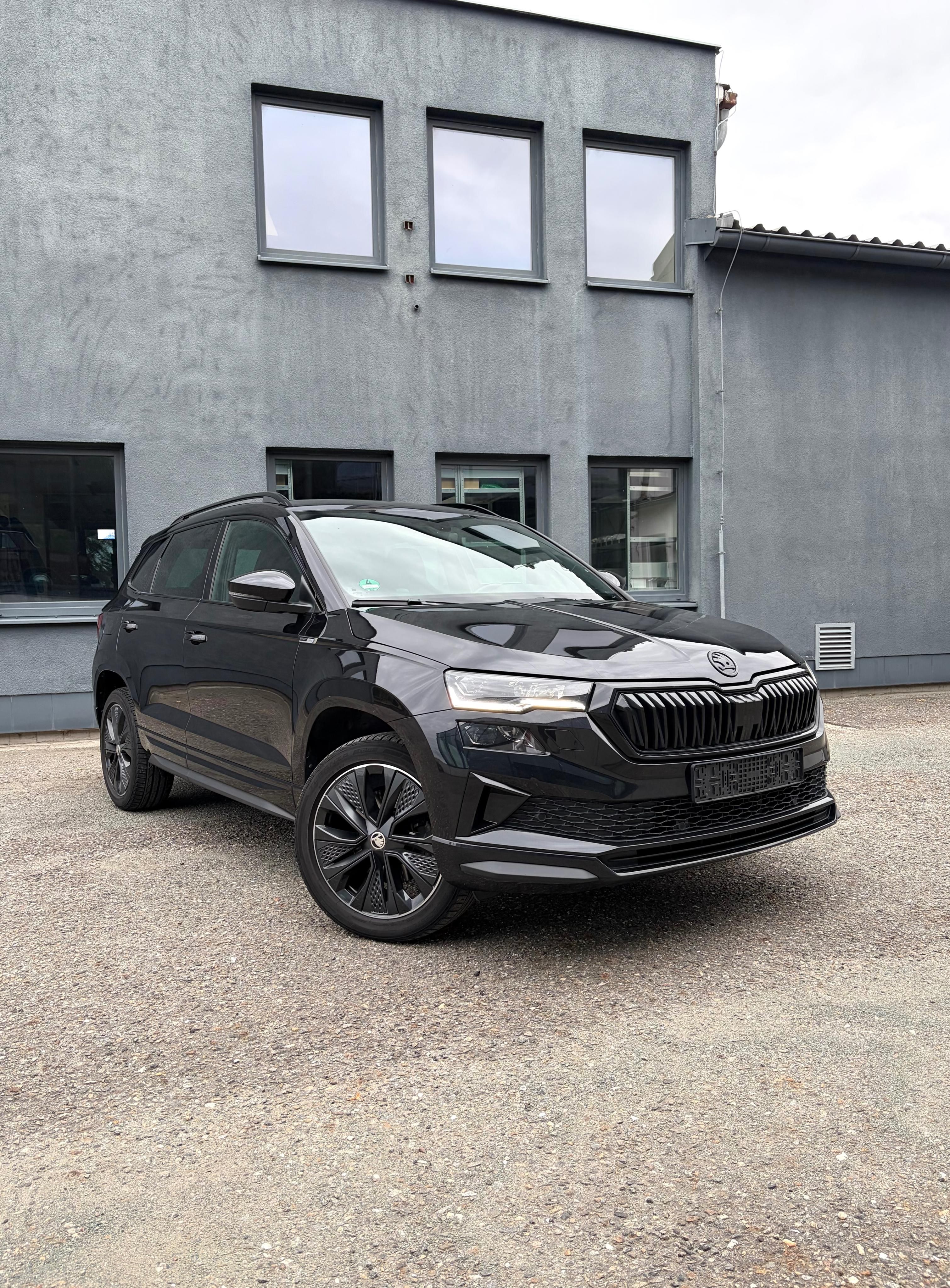 Škoda Karoq, 1.5TSI 110kw DSG Tažné Matrix - fotka 3