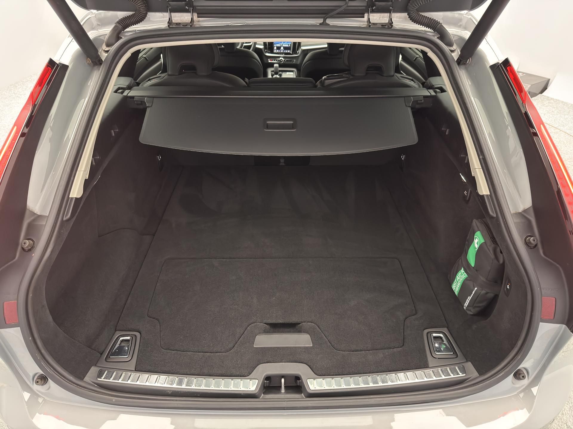 Volvo V90, B4 BRIGHT PLUS AUT - fotka 5