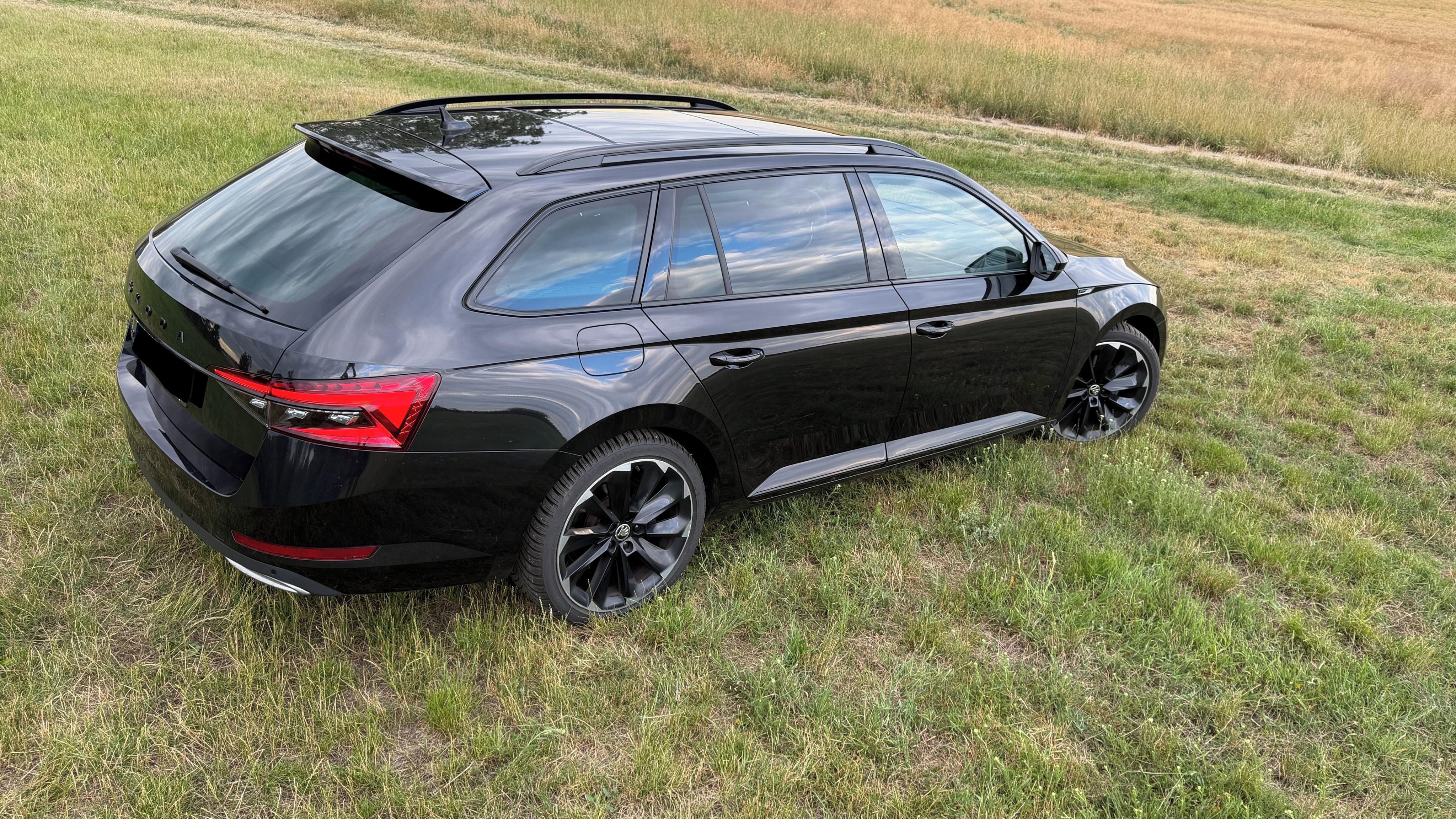 Škoda Superb, SportLine 147kW,pano,taž,webas - fotka 6