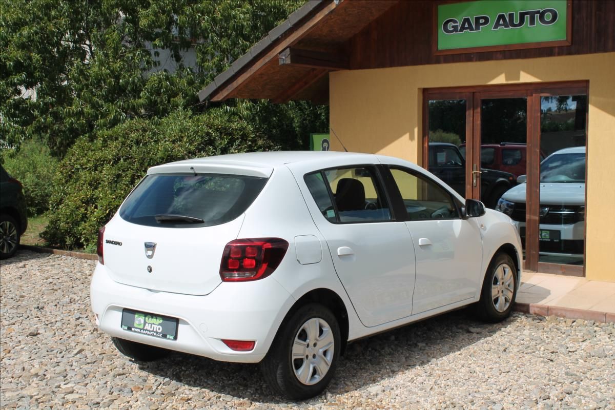Dacia Sandero, 1.0i 54kW ČR 1.MAJITEL - fotka 6